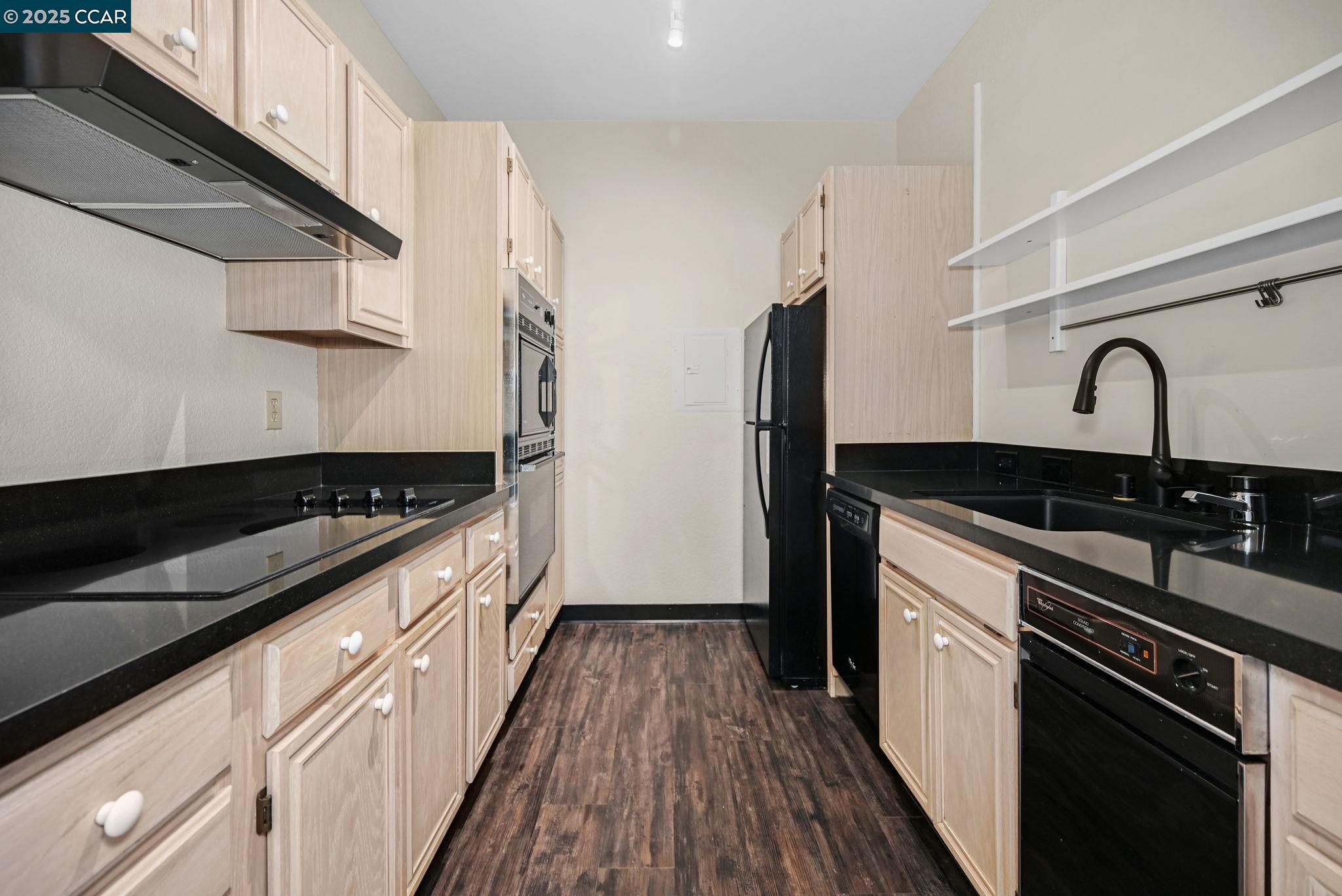 1860 Tice Creek Dr # 1404