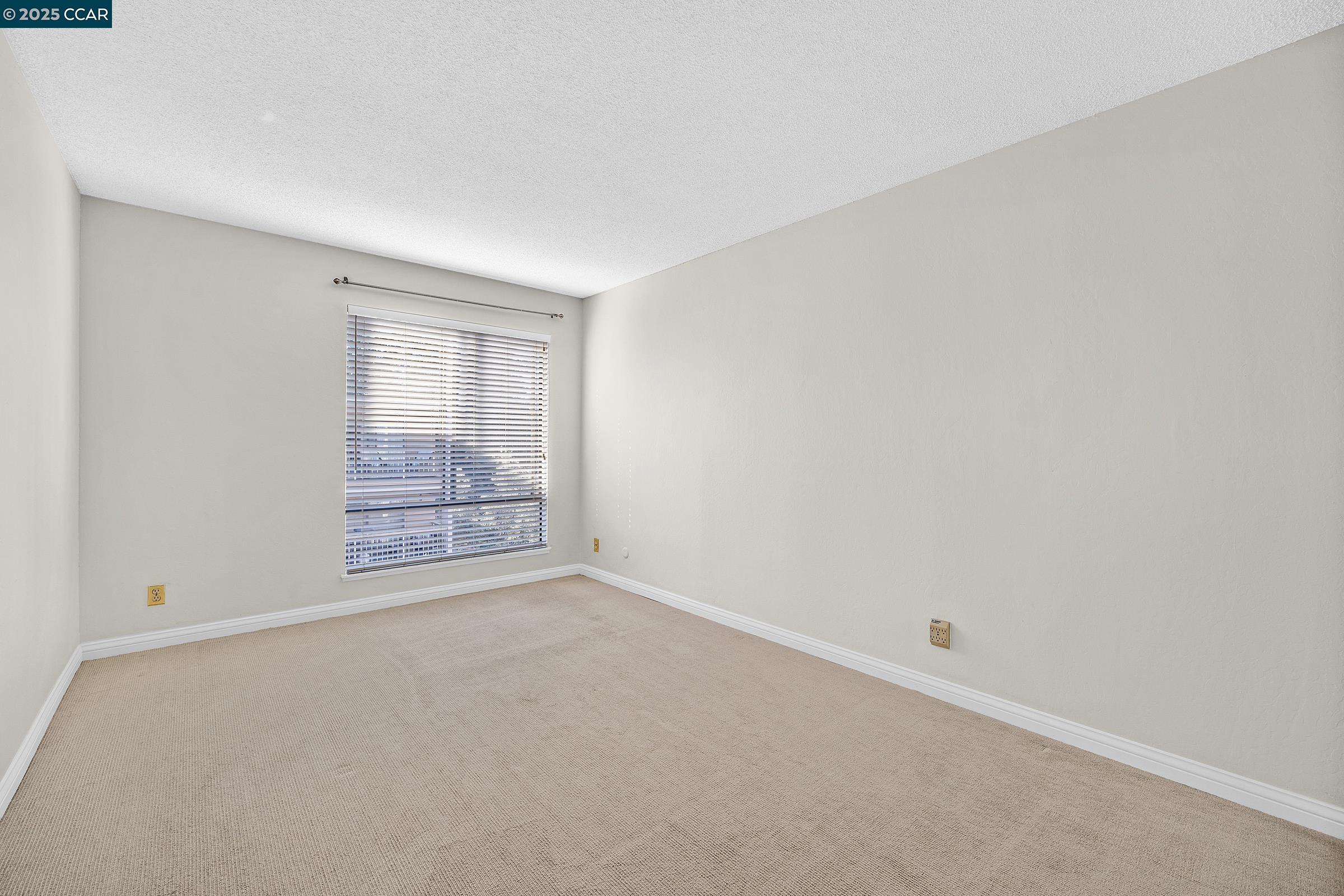 310 N Civic Dr # 506