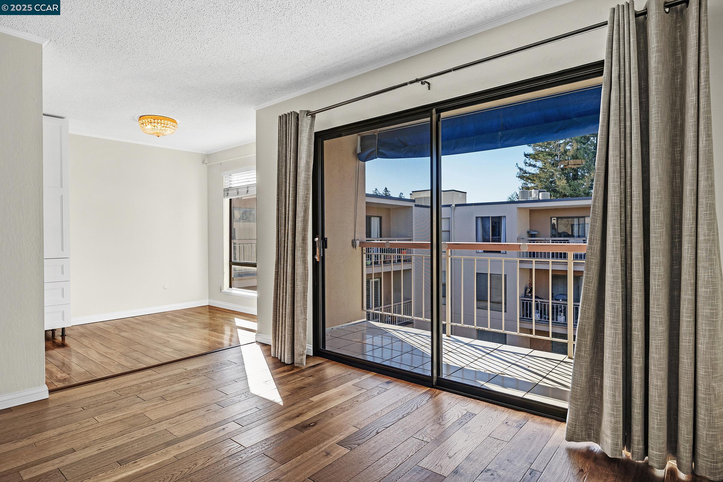 310 N Civic Dr # 506
