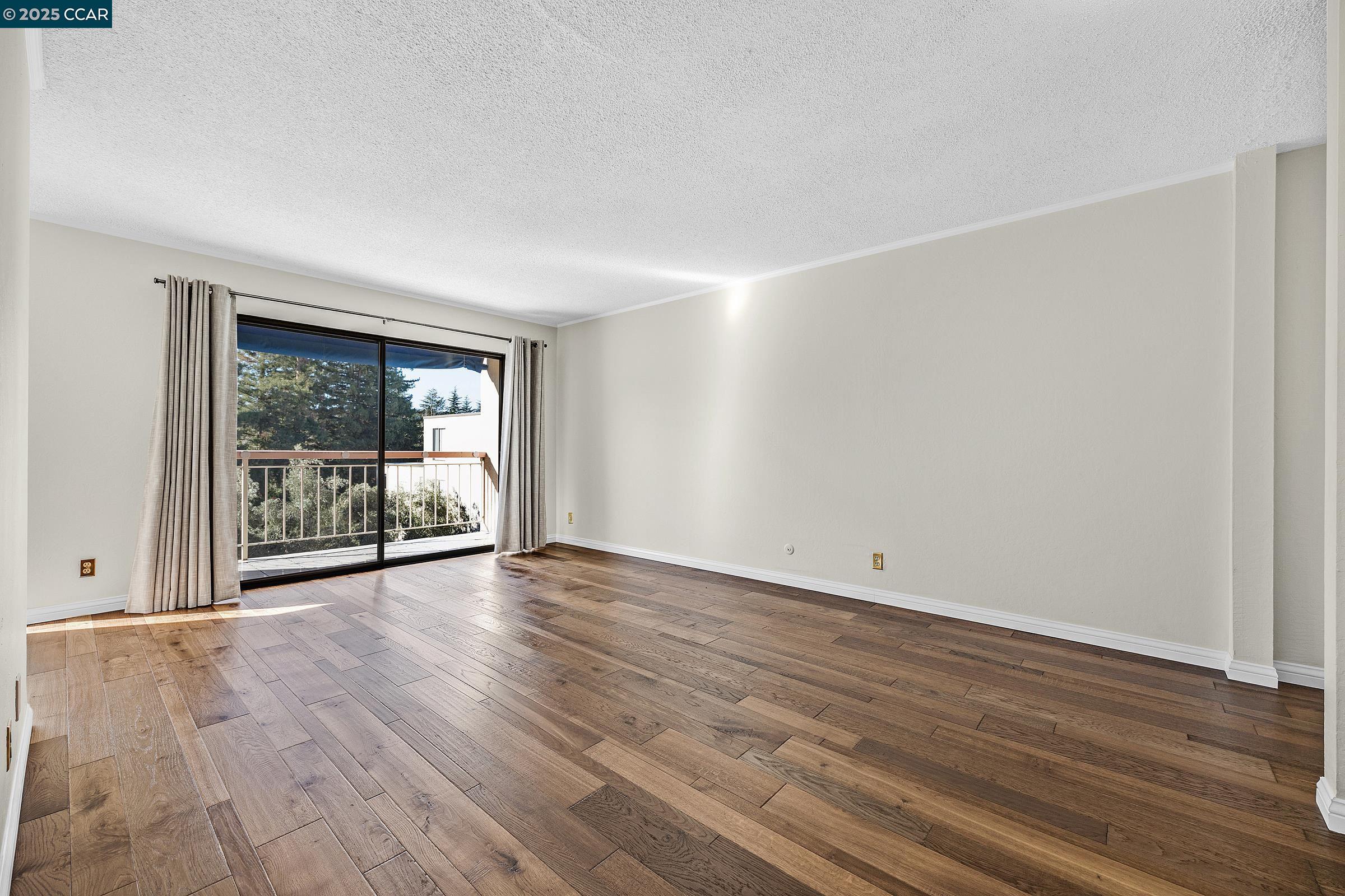 310 N Civic Dr # 506