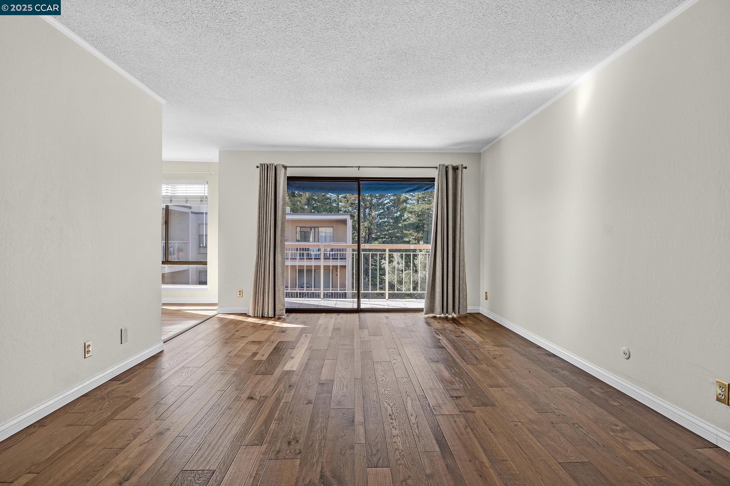 310 N Civic Dr # 506