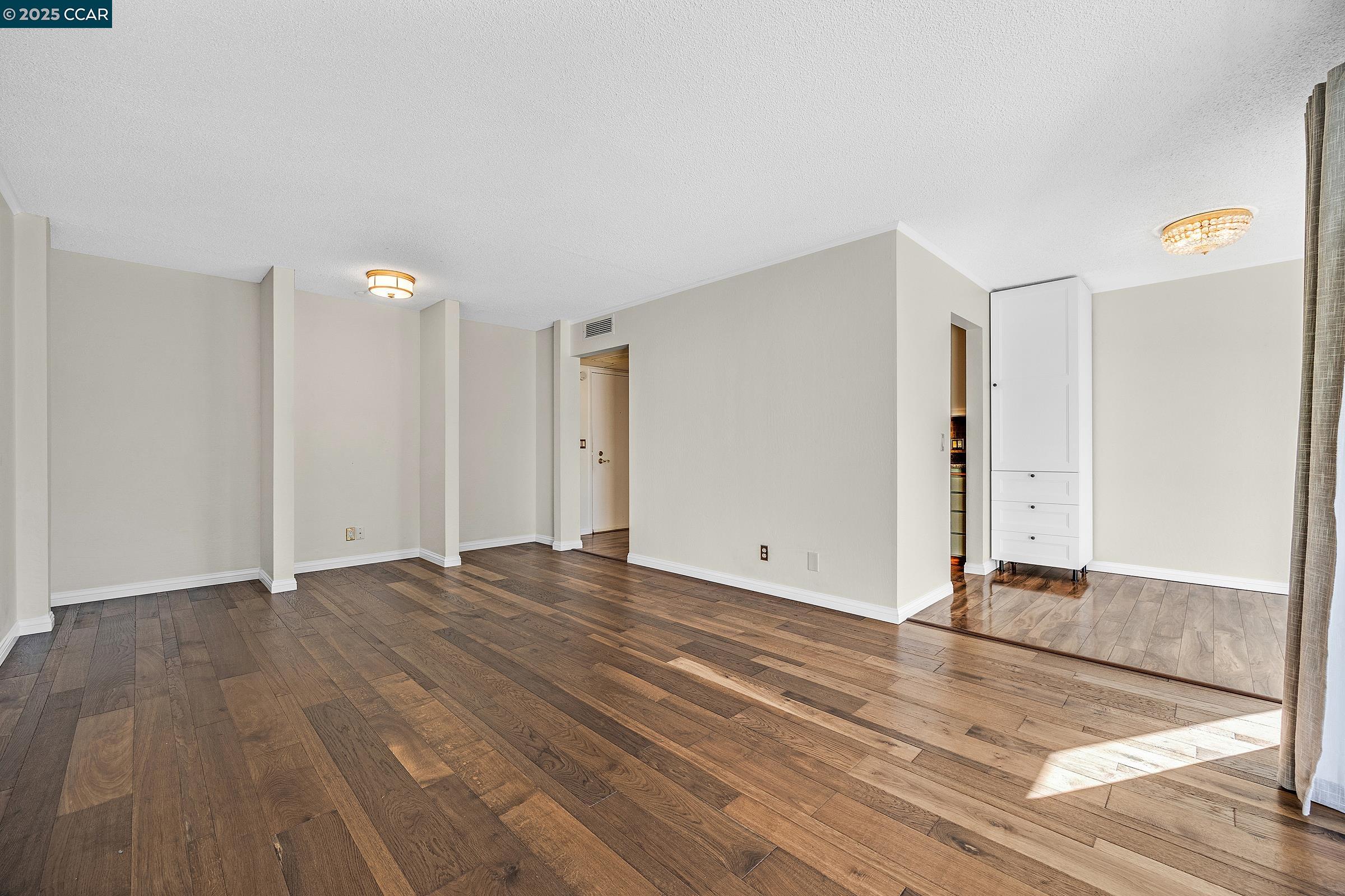 310 N Civic Dr # 506