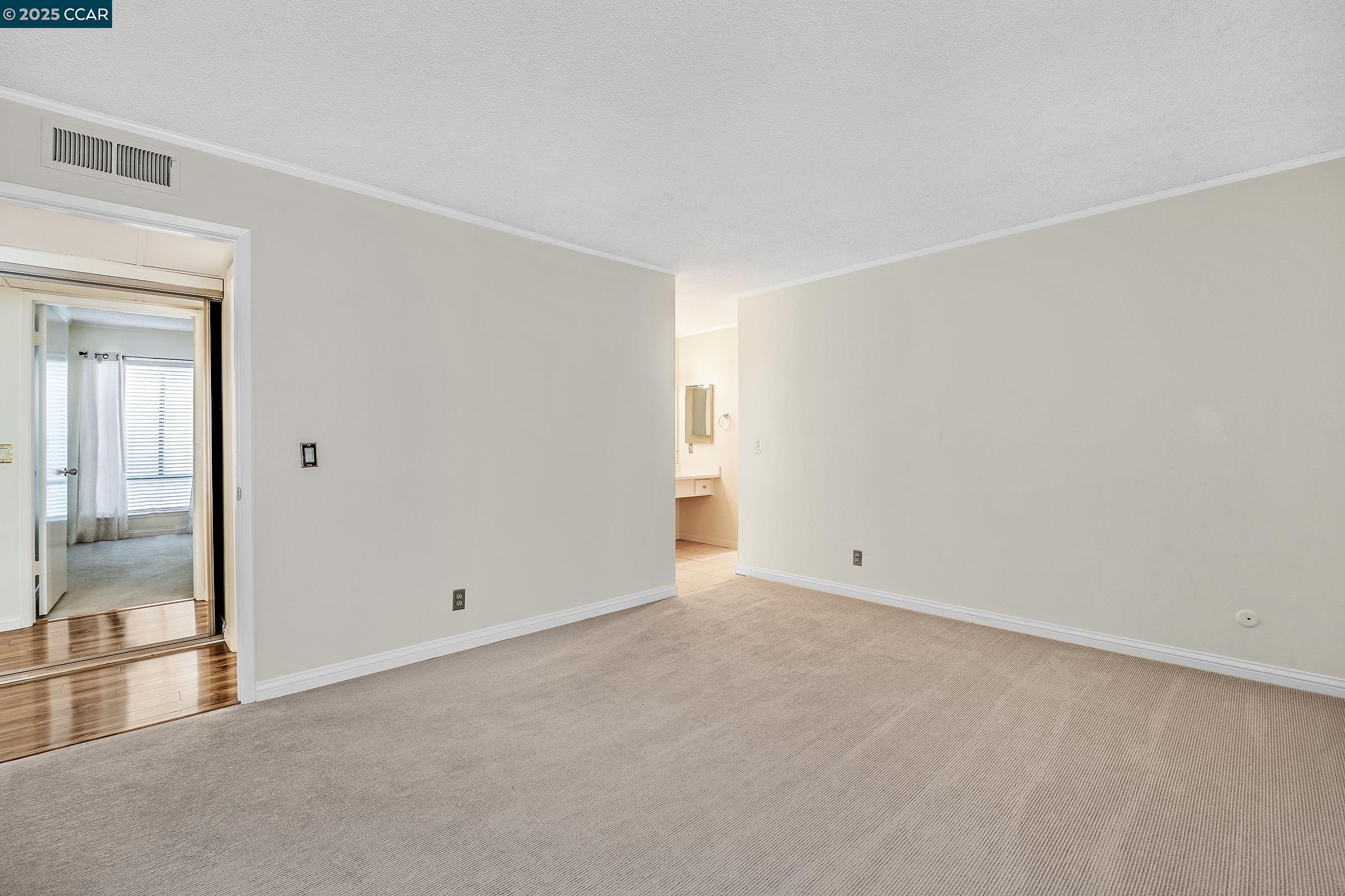 310 N Civic Dr # 506