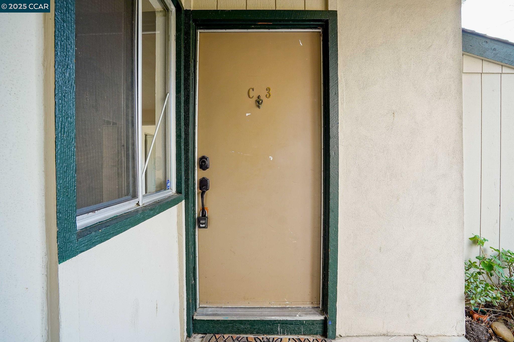 5460 Concord Blvd Unit: C3