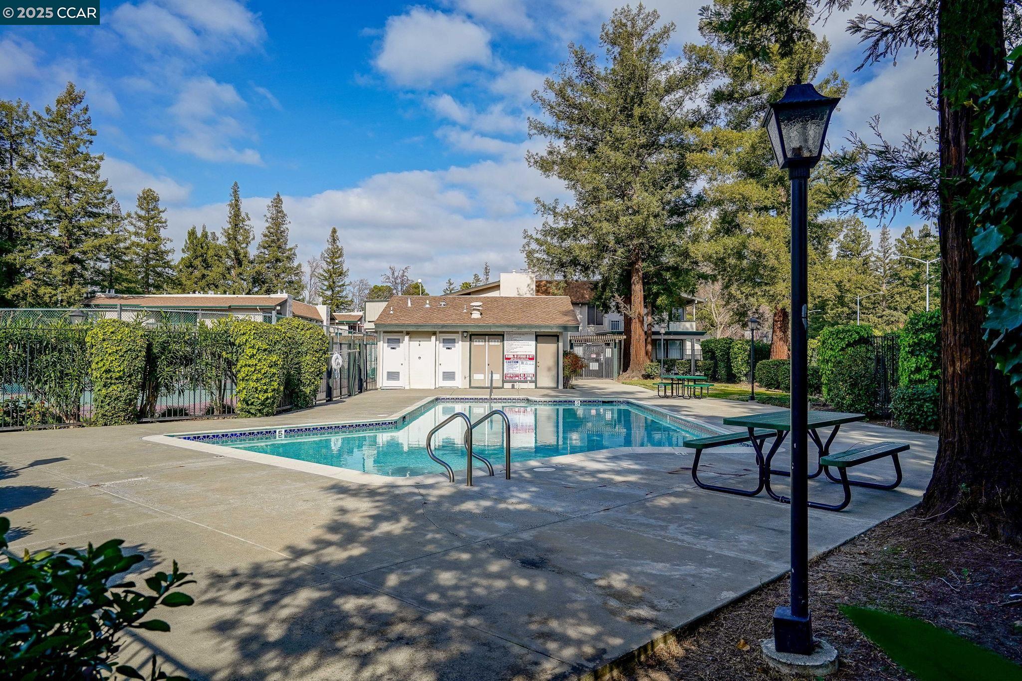 5460 Concord Blvd Unit: C3
