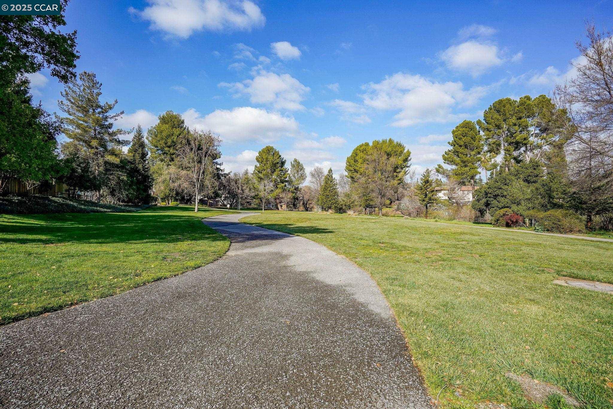 5460 Concord Blvd Unit: C3