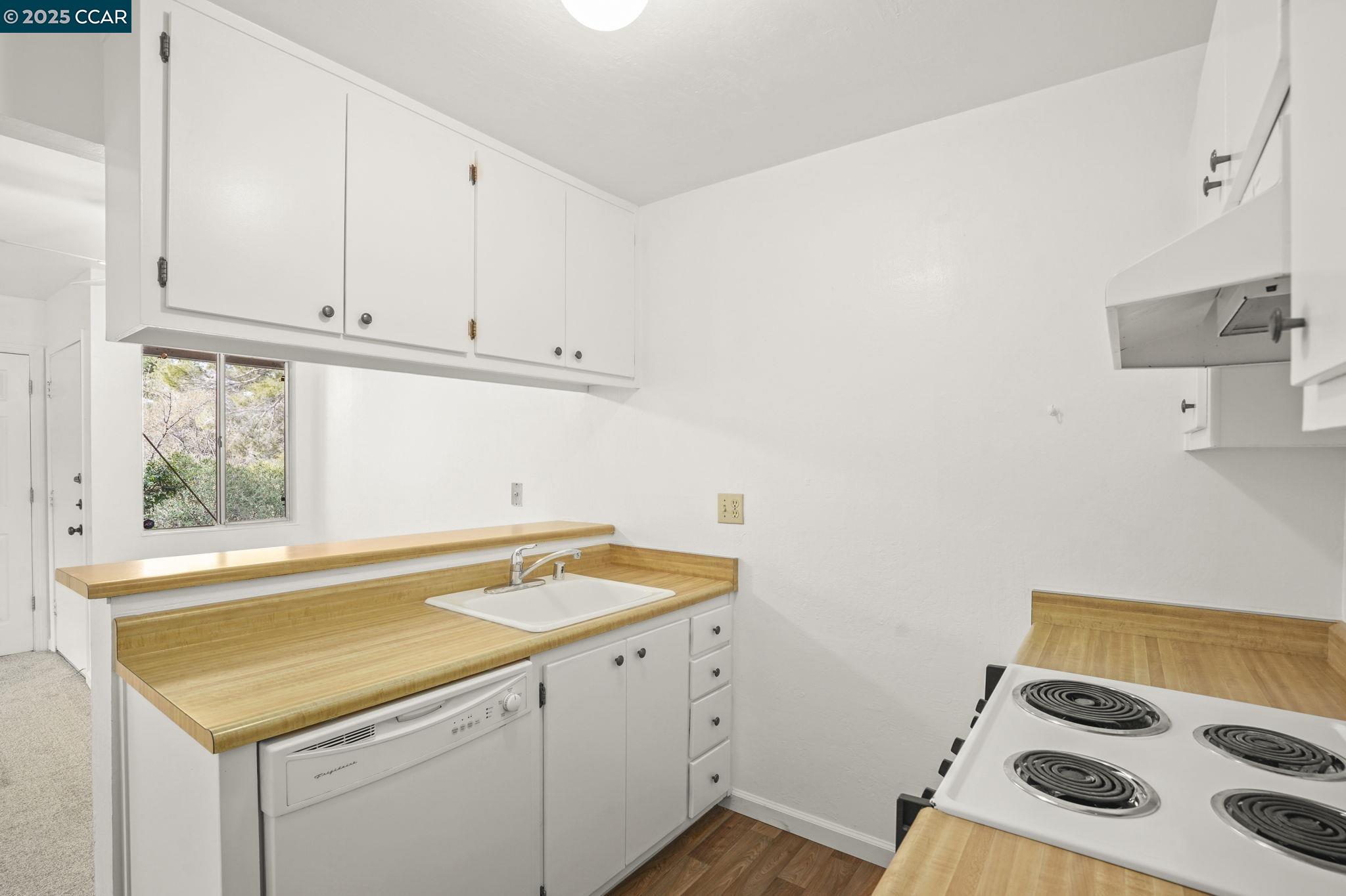 5460 Concord Blvd Unit: C3