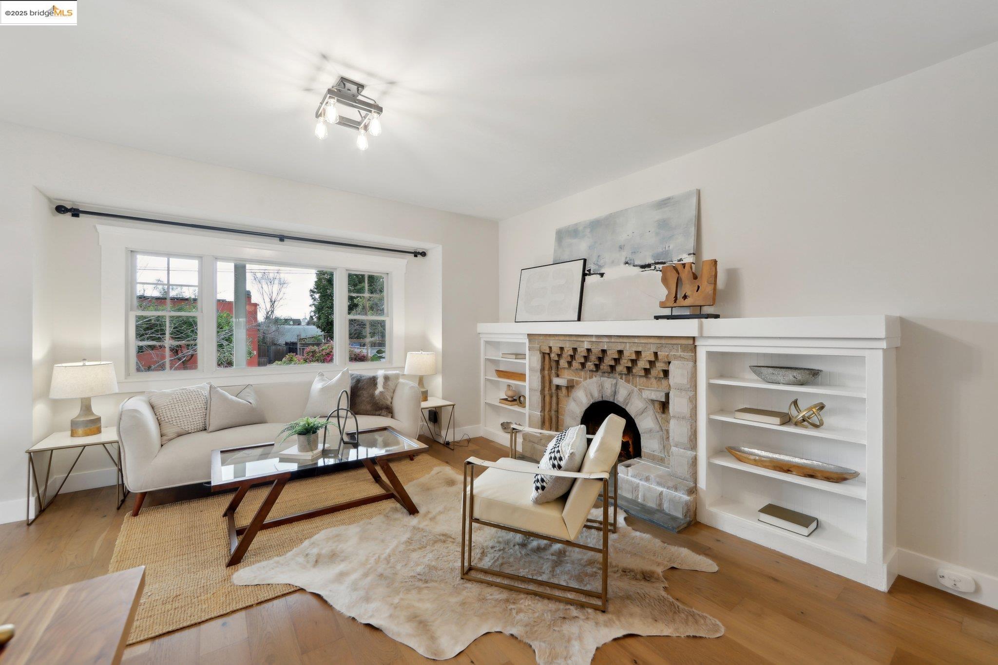 5918 Taft Ave