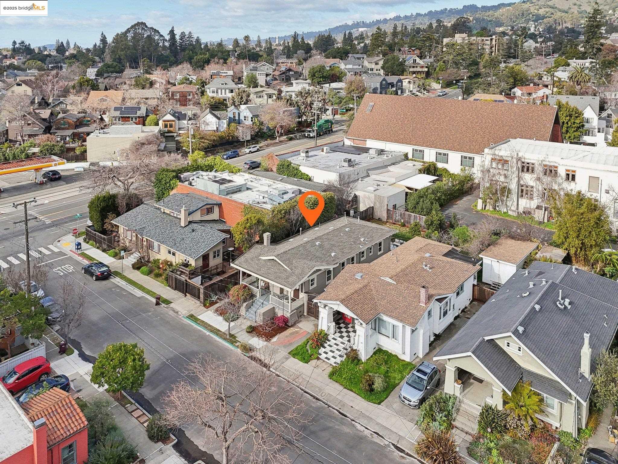 5918 Taft Ave