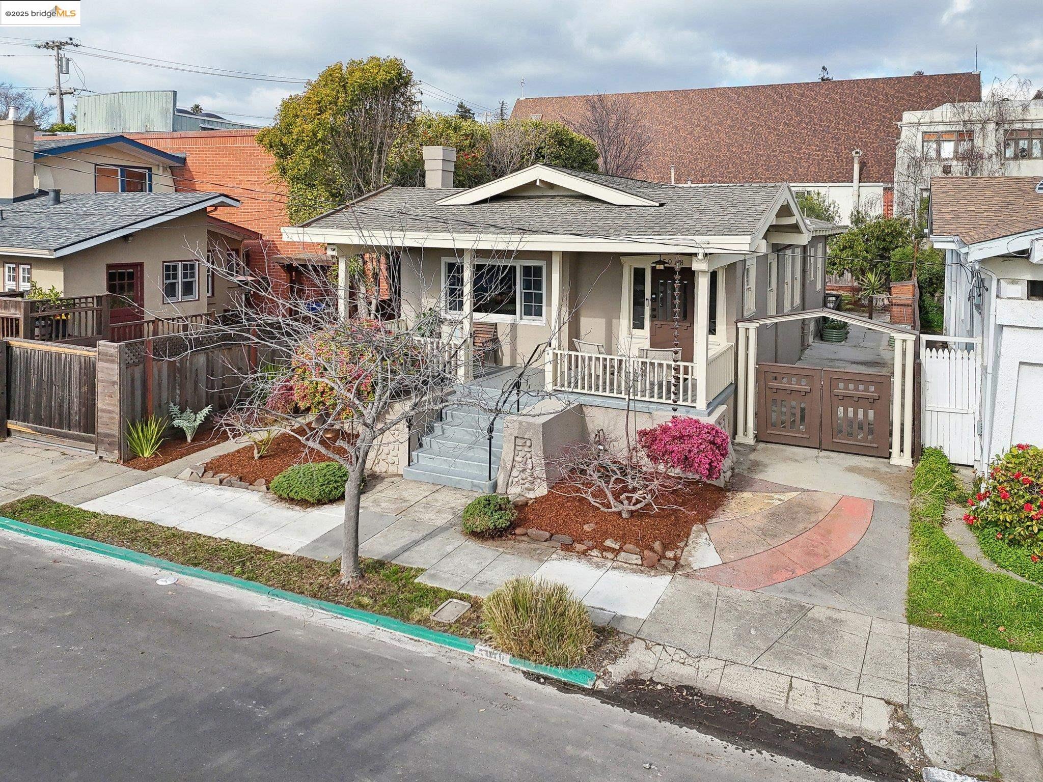 5918 Taft Ave