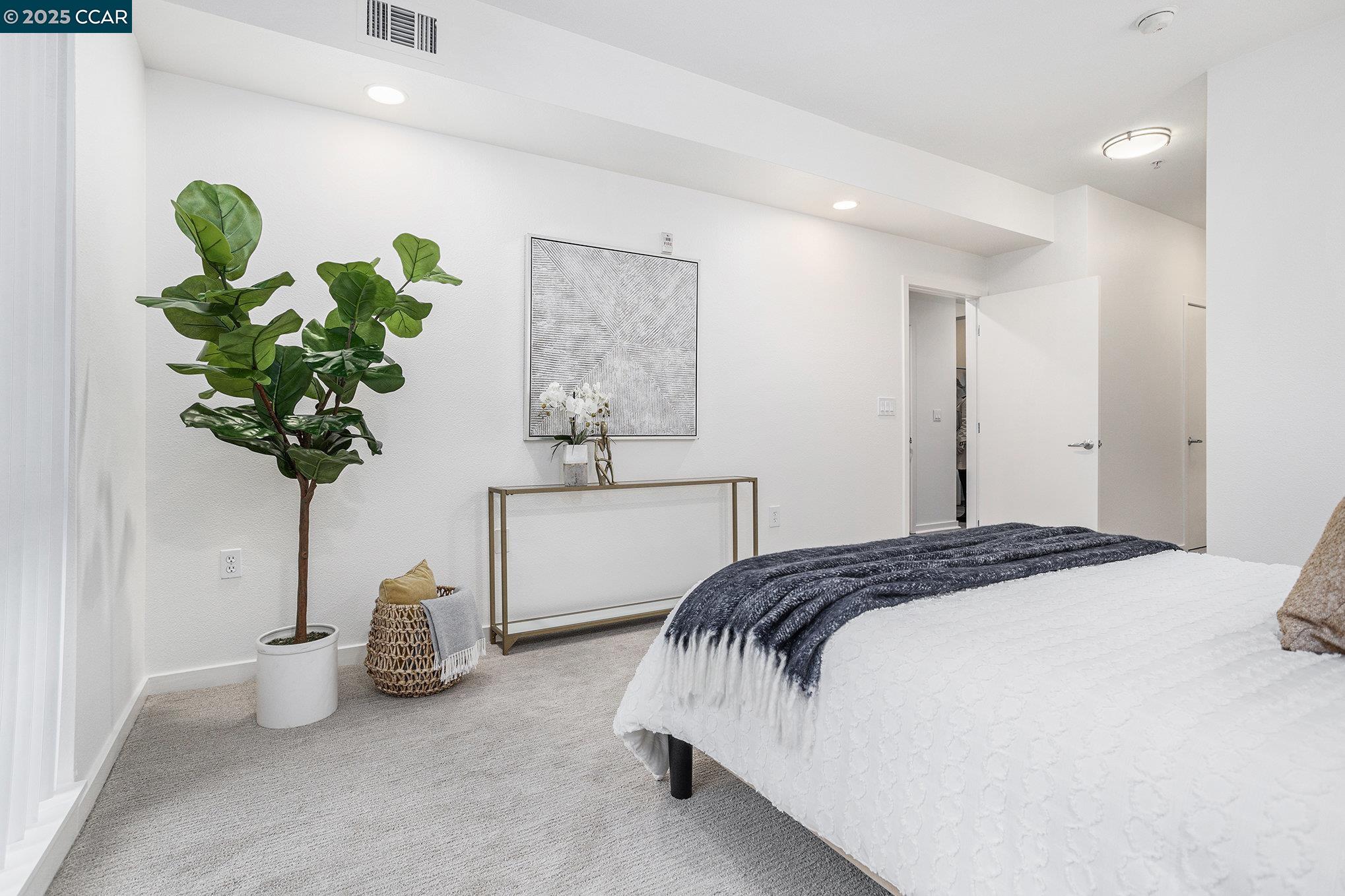 1655 N California Blvd. # 116