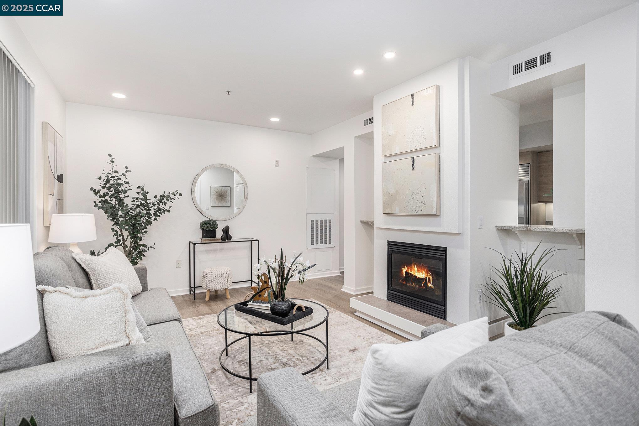 1655 N California Blvd. # 116