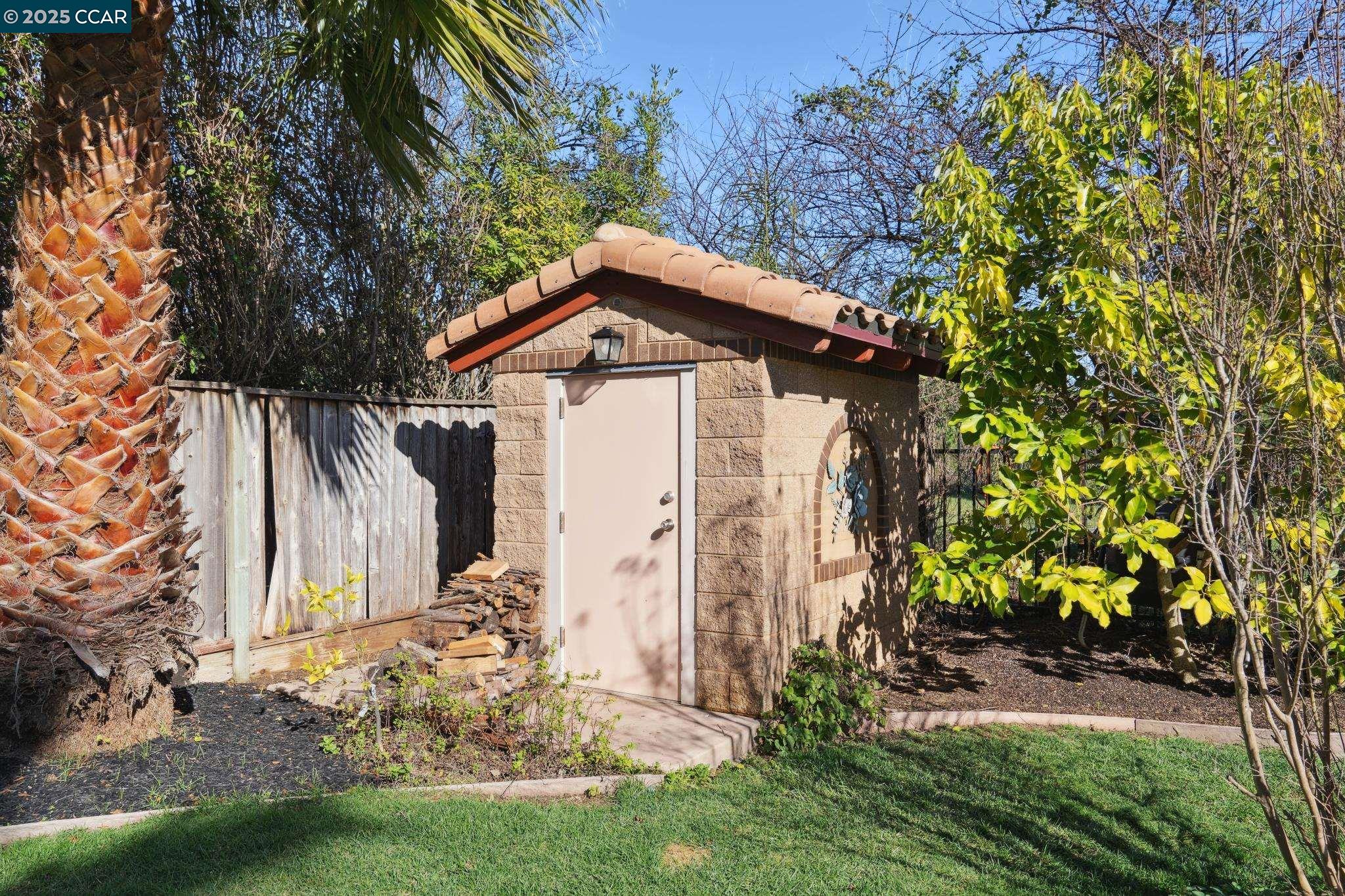 171 Camino Del Sol