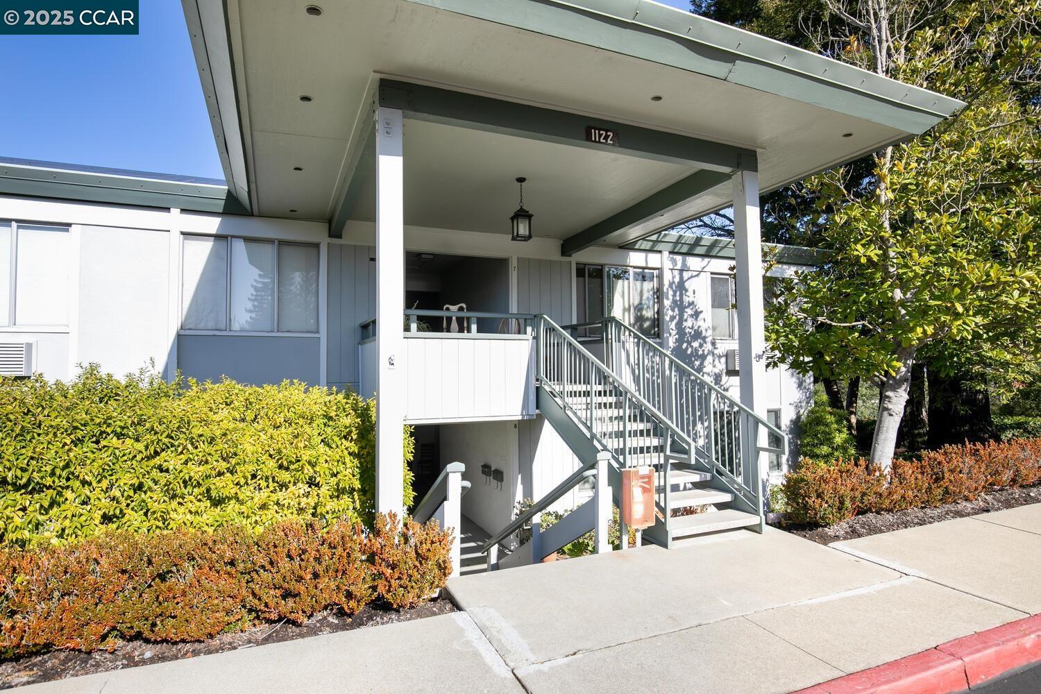 1122 Skycrest Dr # 6