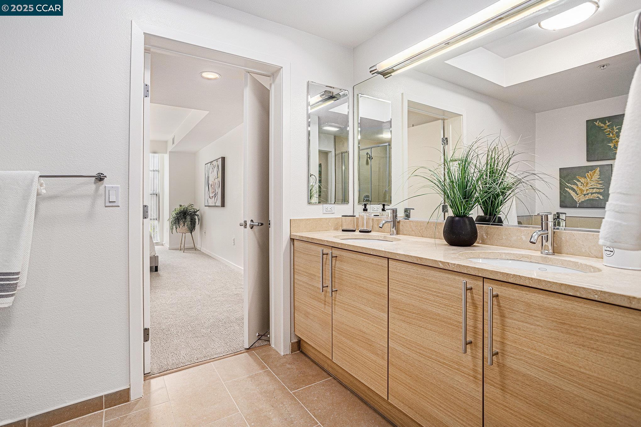 1655 N California Blvd # 340