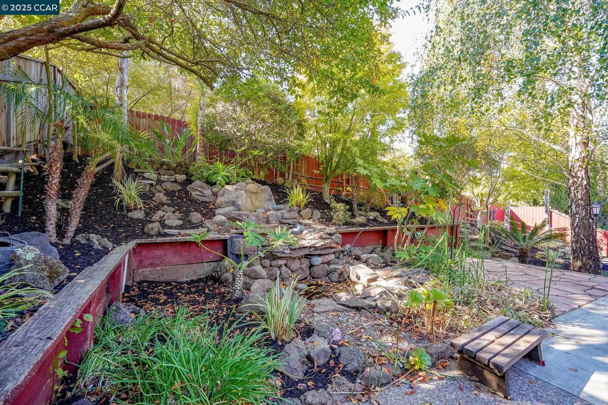 822 Rose Dr