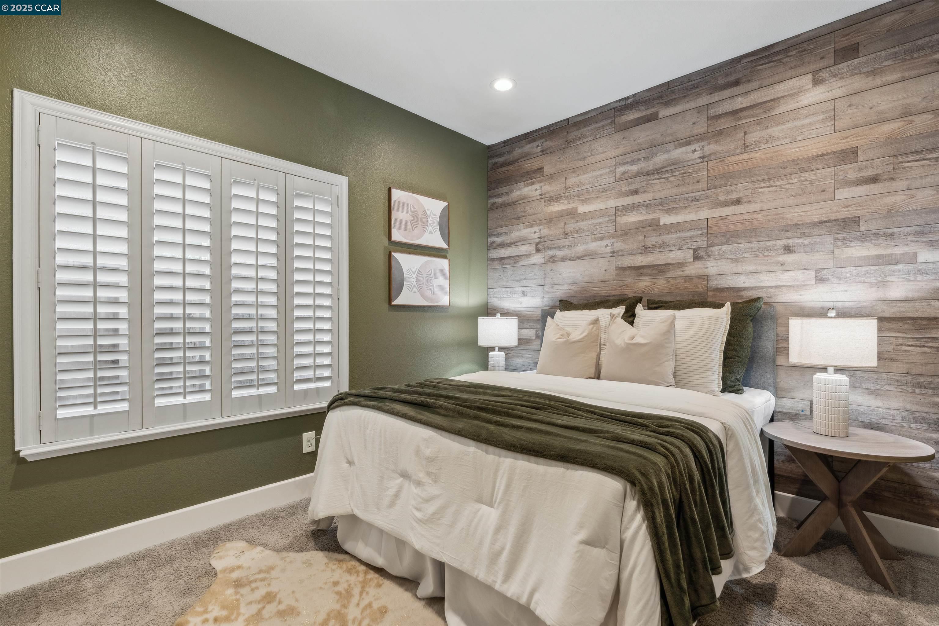 165 Blackstone Dr
