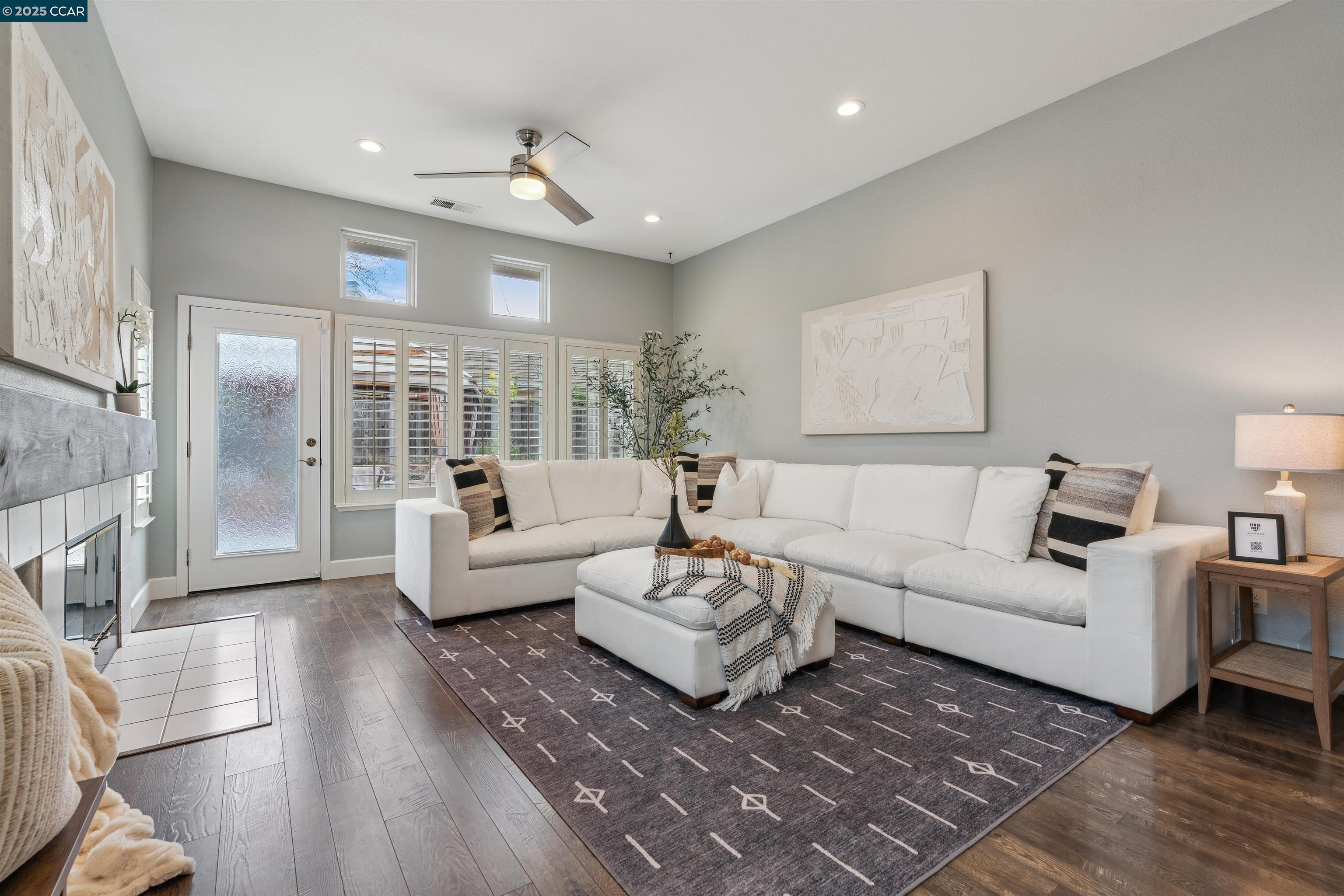 165 Blackstone Dr