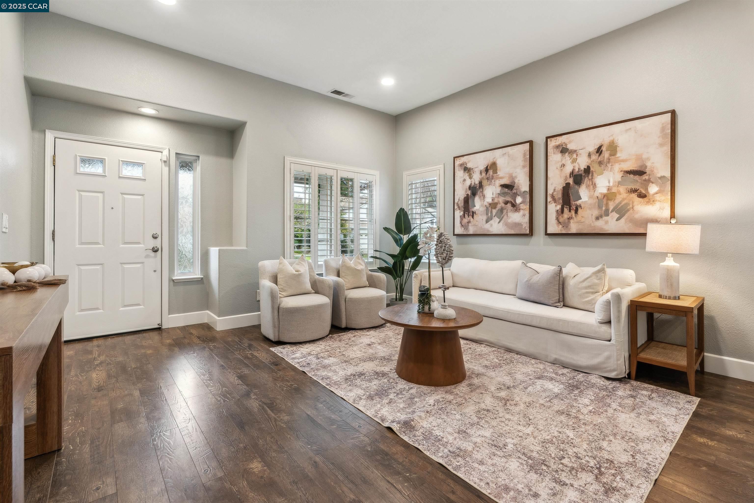 165 Blackstone Dr