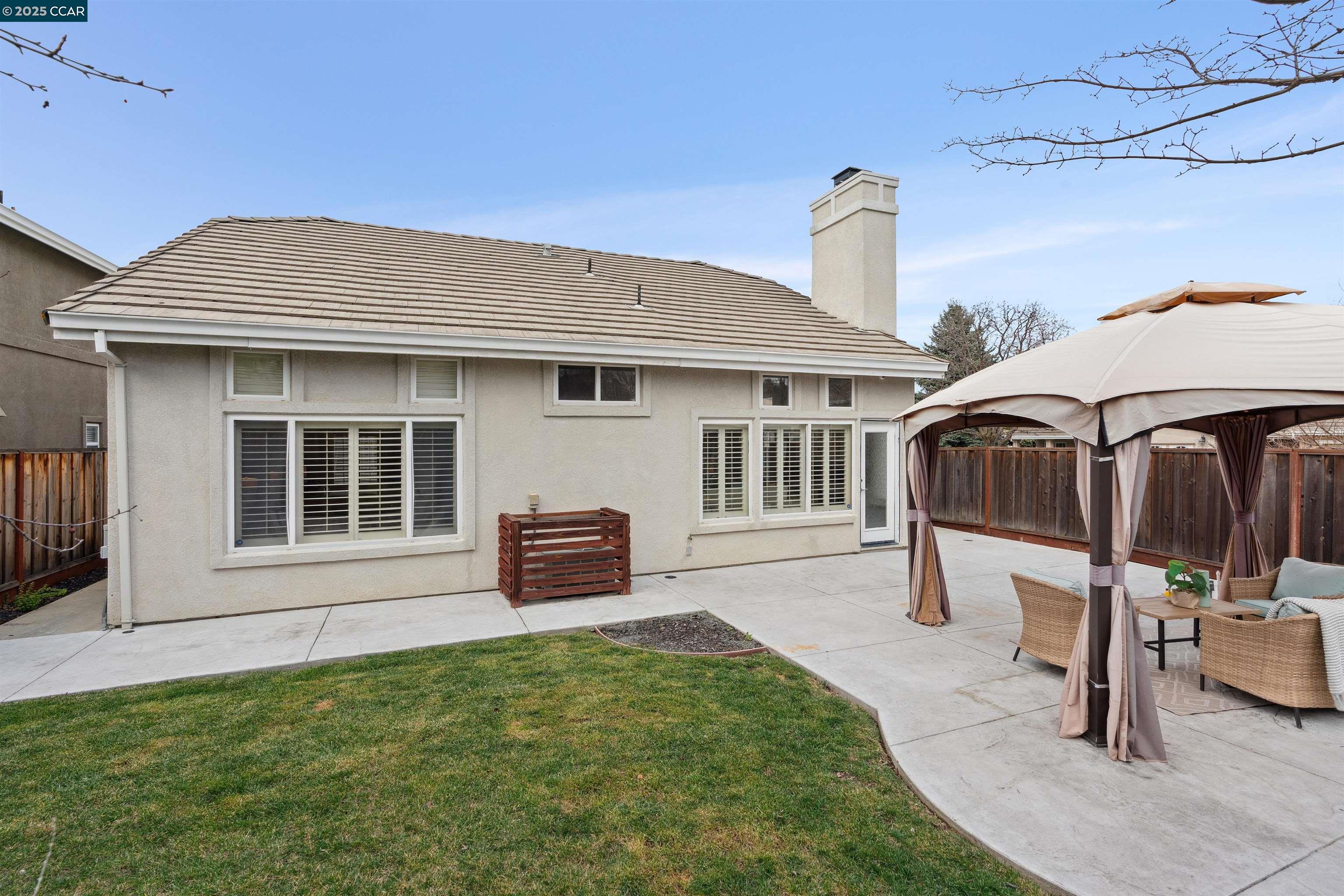 165 Blackstone Dr