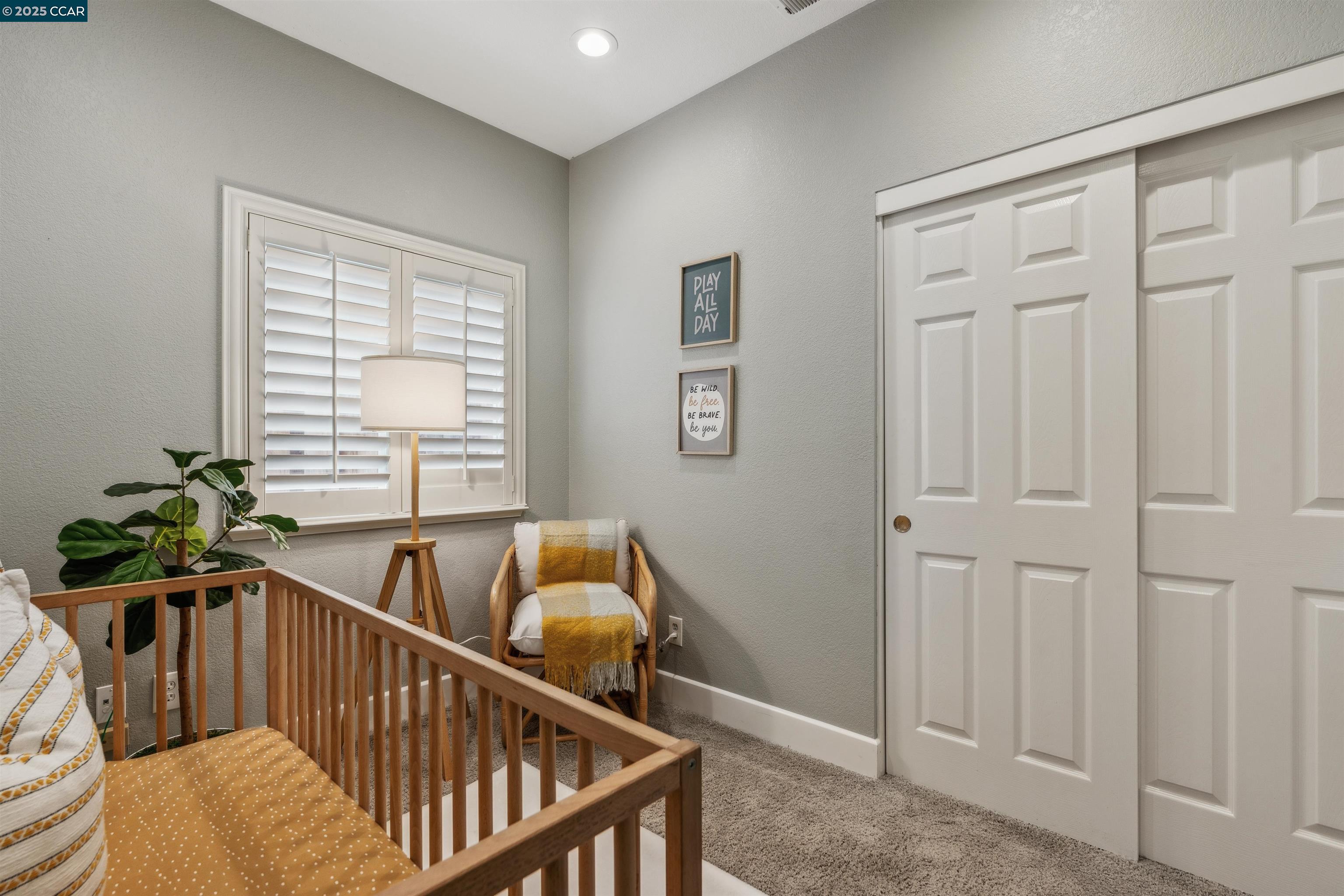 165 Blackstone Dr