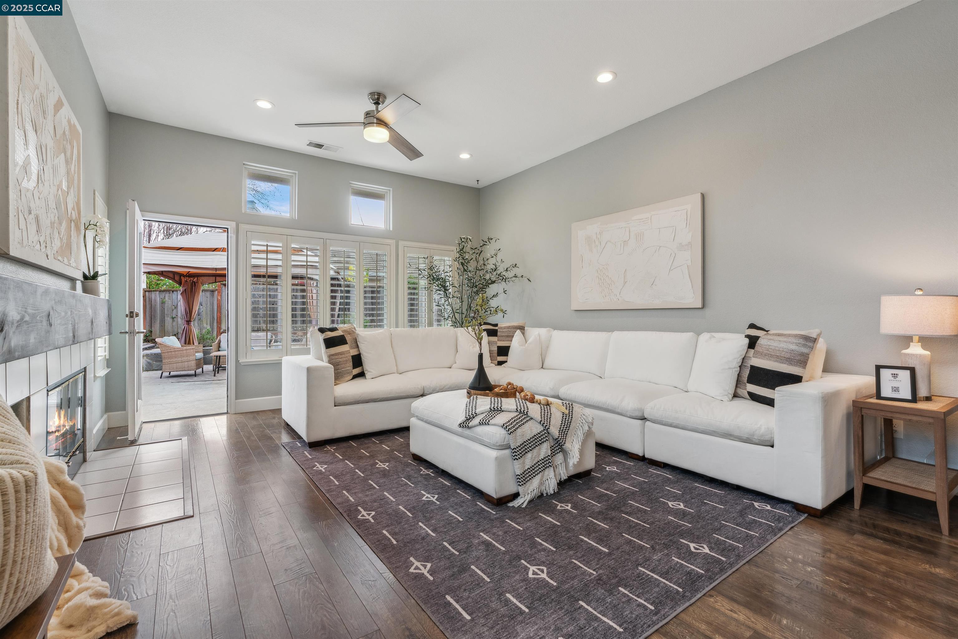 165 Blackstone Dr