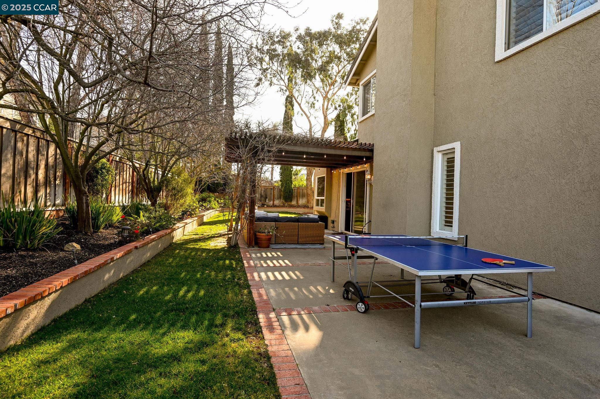 9009 Elk Drive