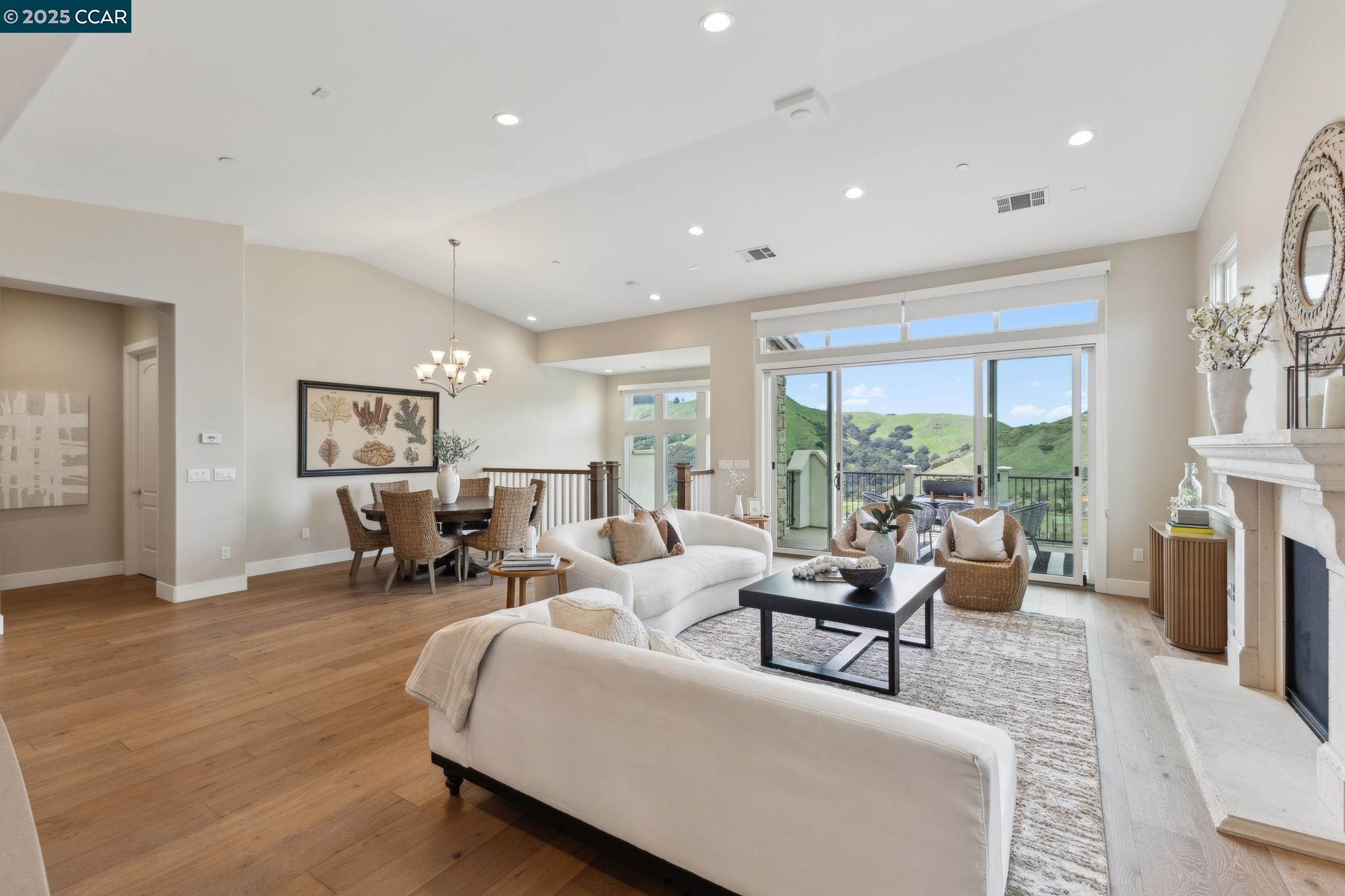 23 West Hill Way
