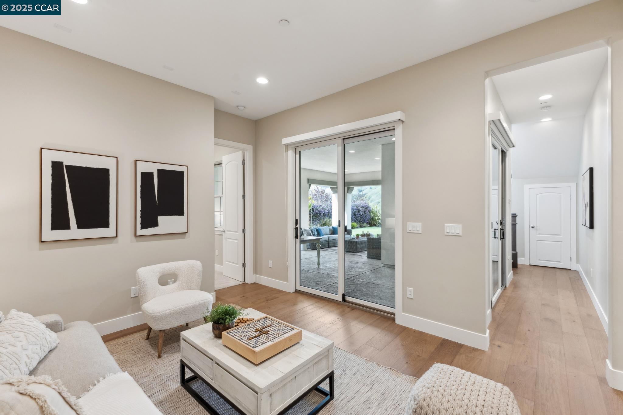 23 West Hill Way