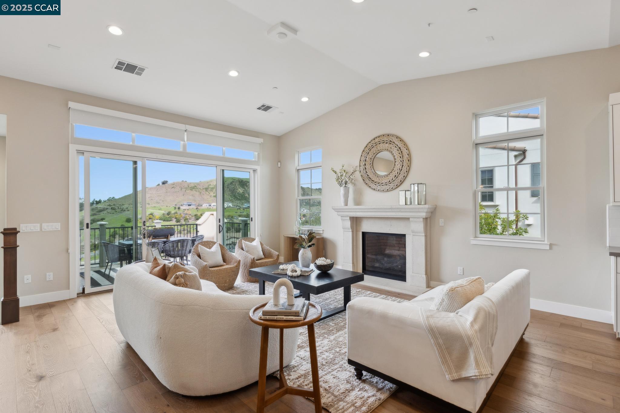23 West Hill Way