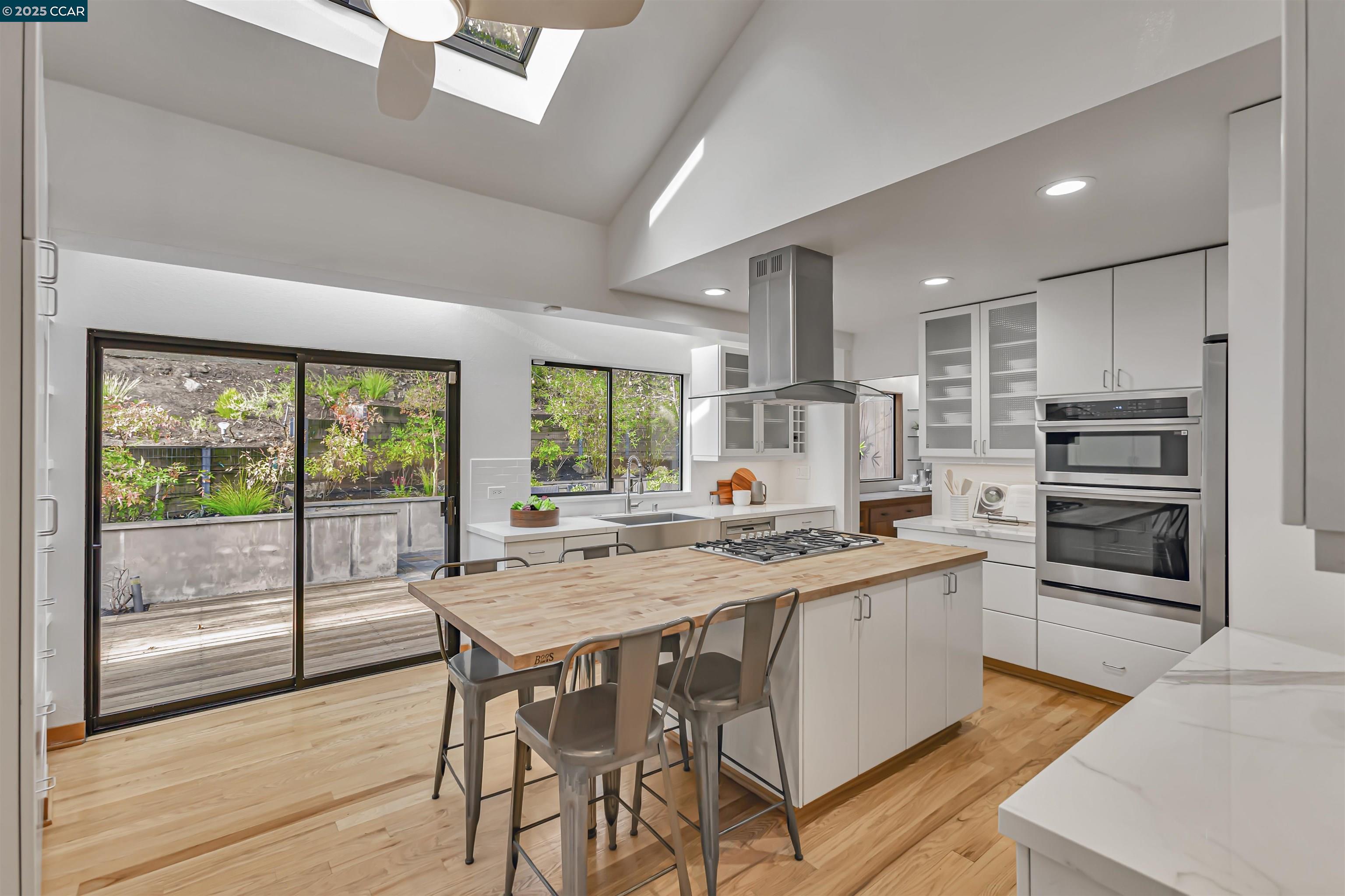 1232 Woodborough Rd