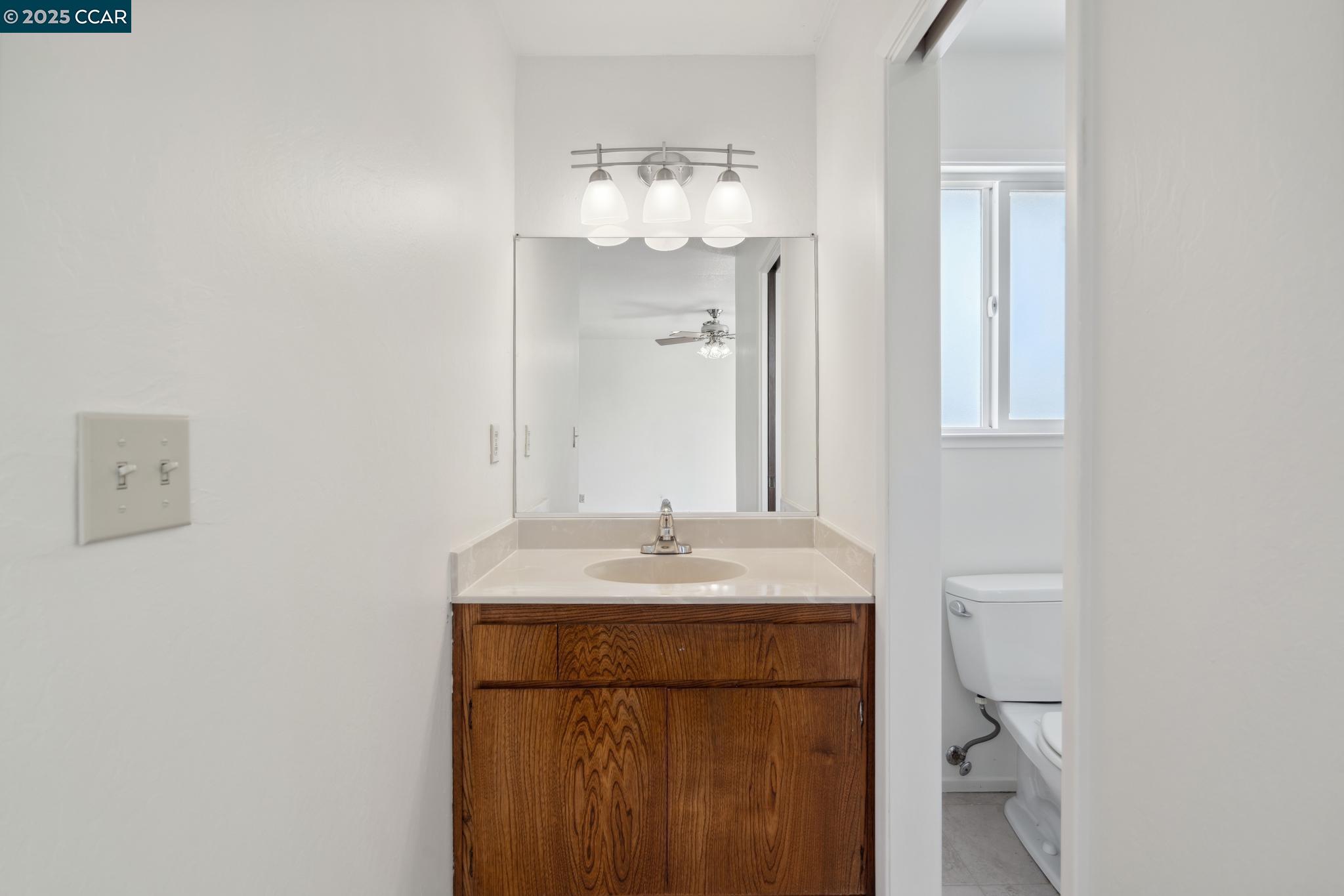 130 Hyde Pl