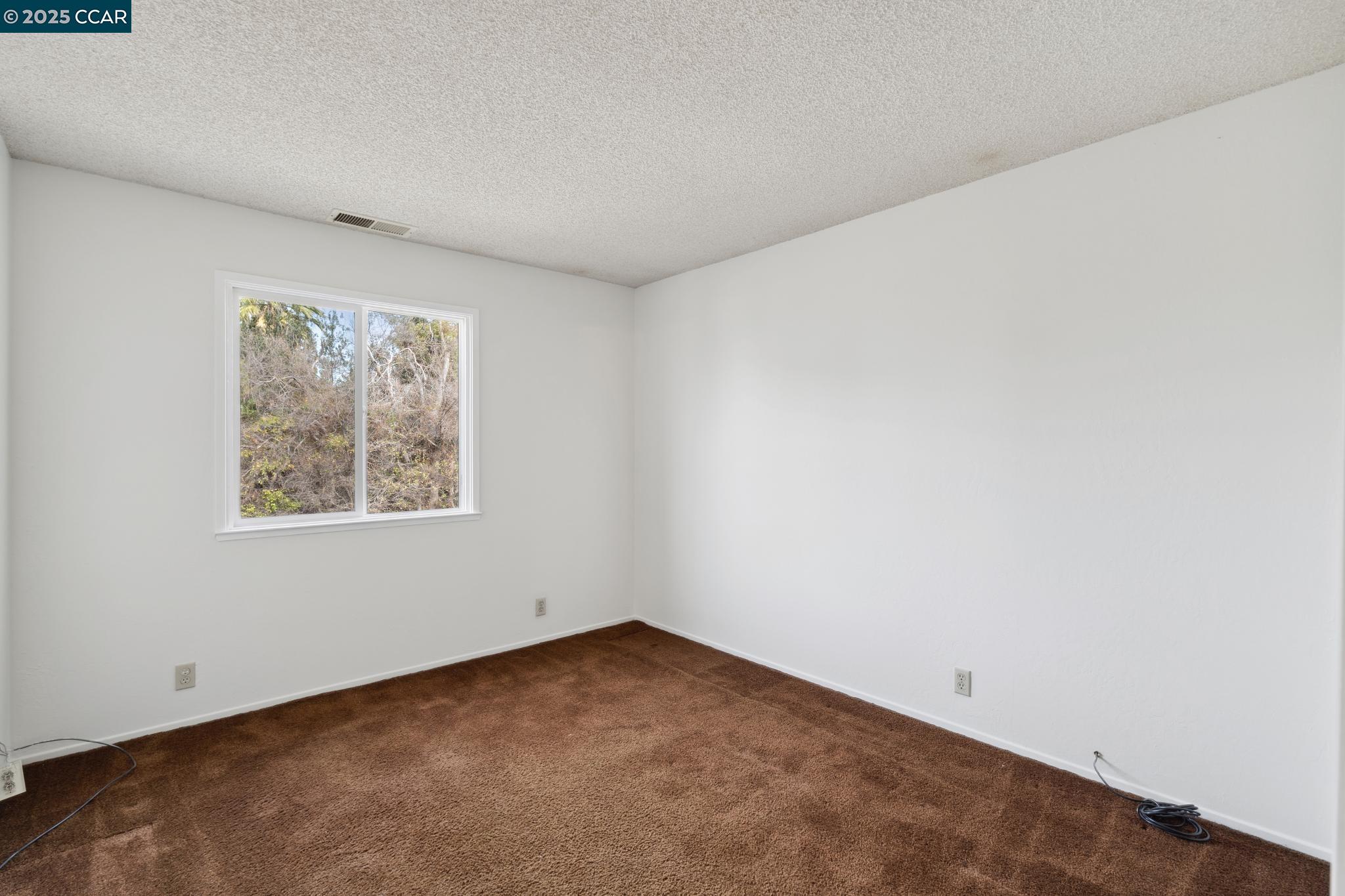 130 Hyde Pl