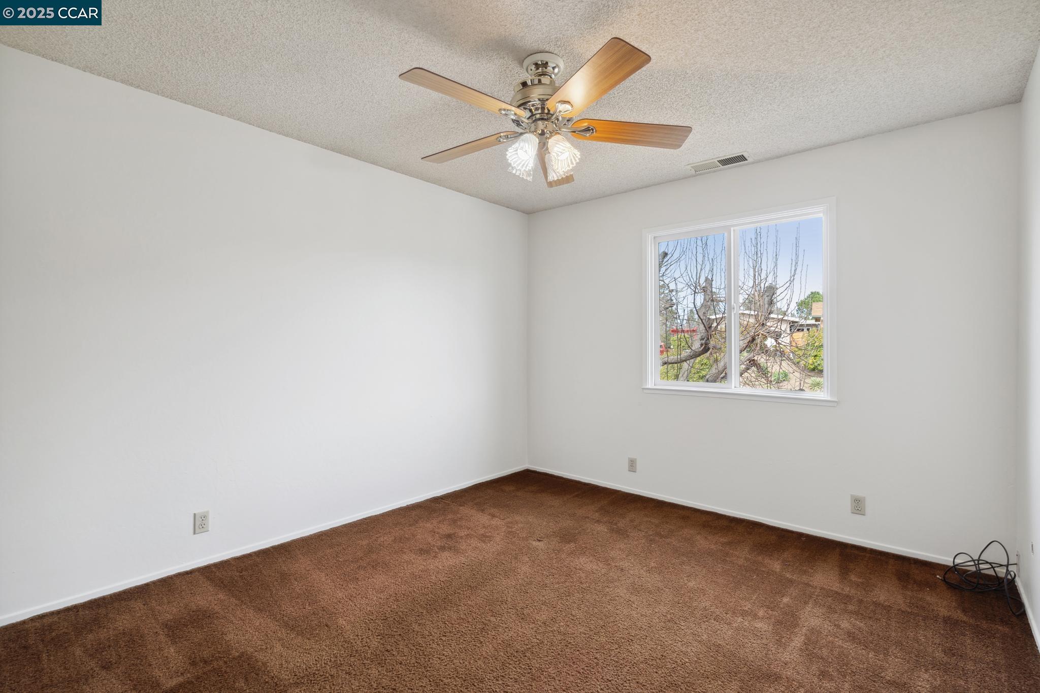 130 Hyde Pl