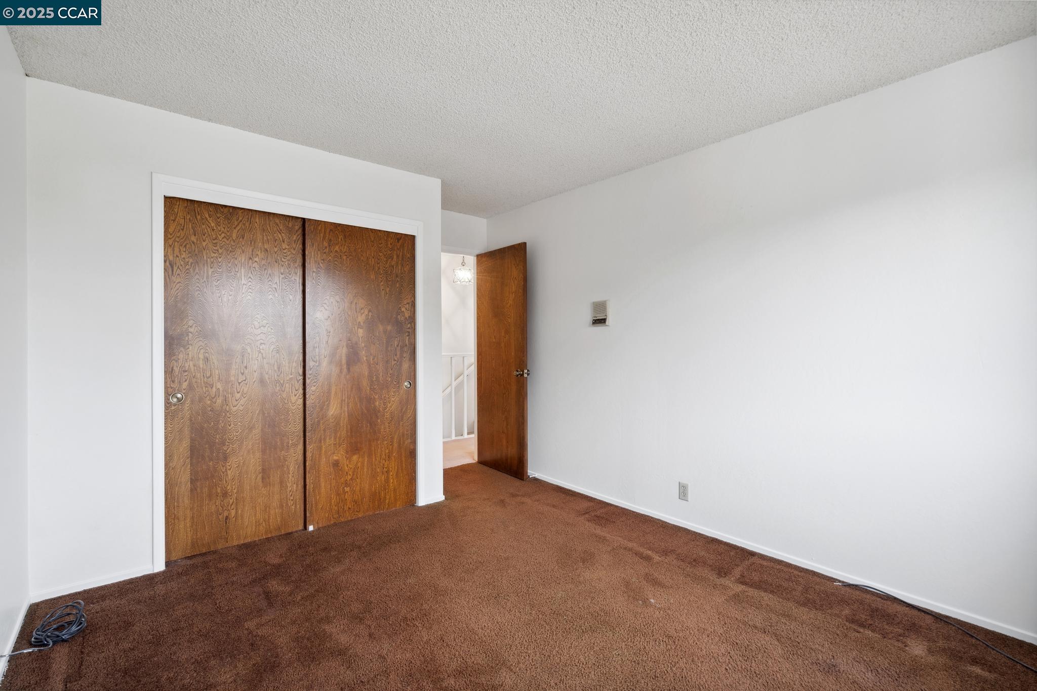 130 Hyde Pl