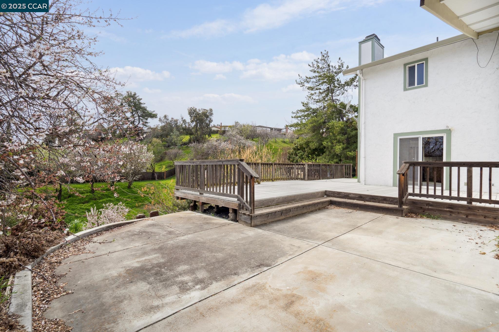 130 Hyde Pl