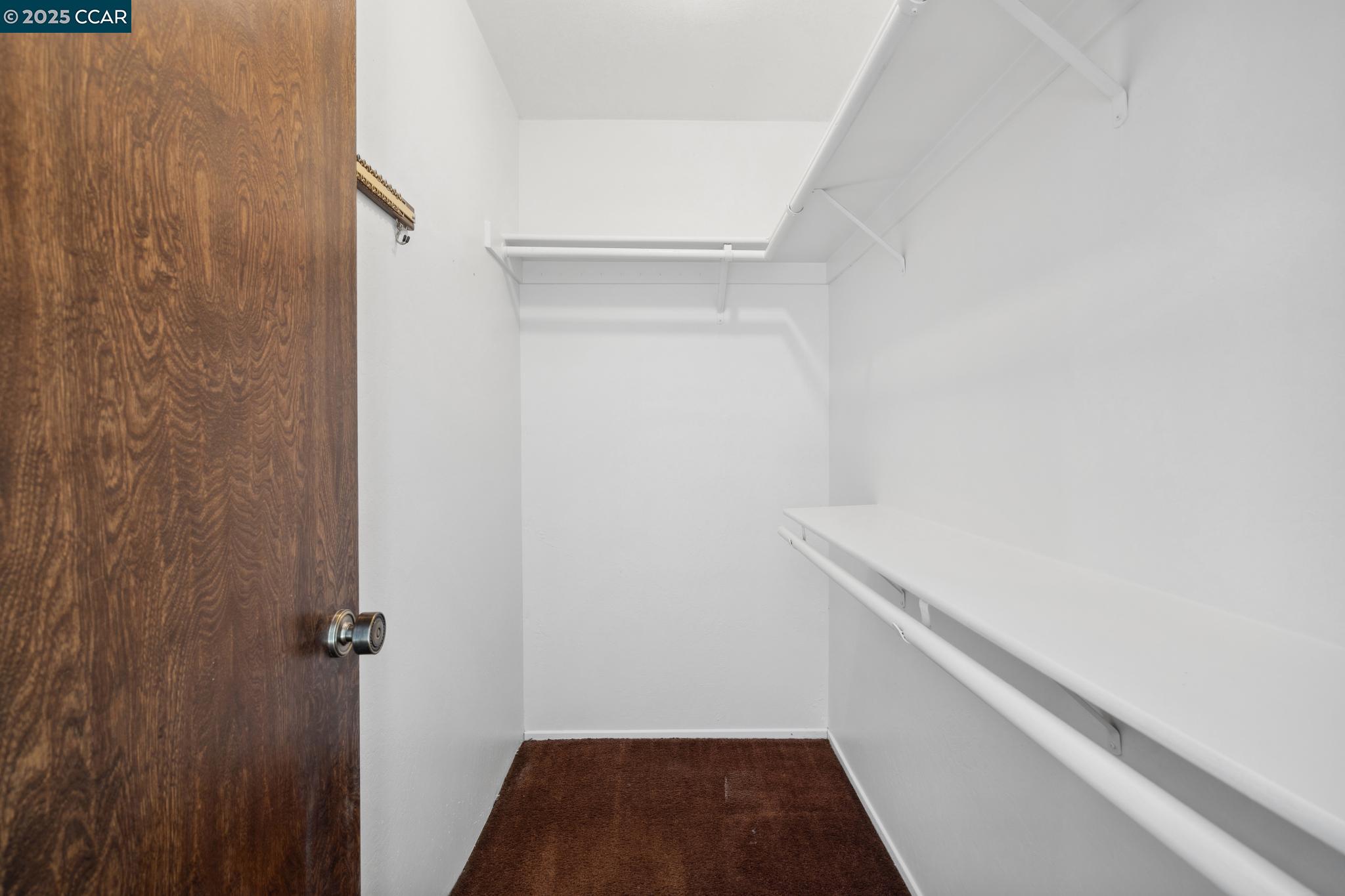 130 Hyde Pl