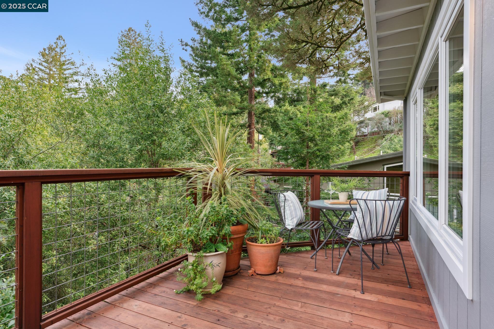 6335 Melville Dr