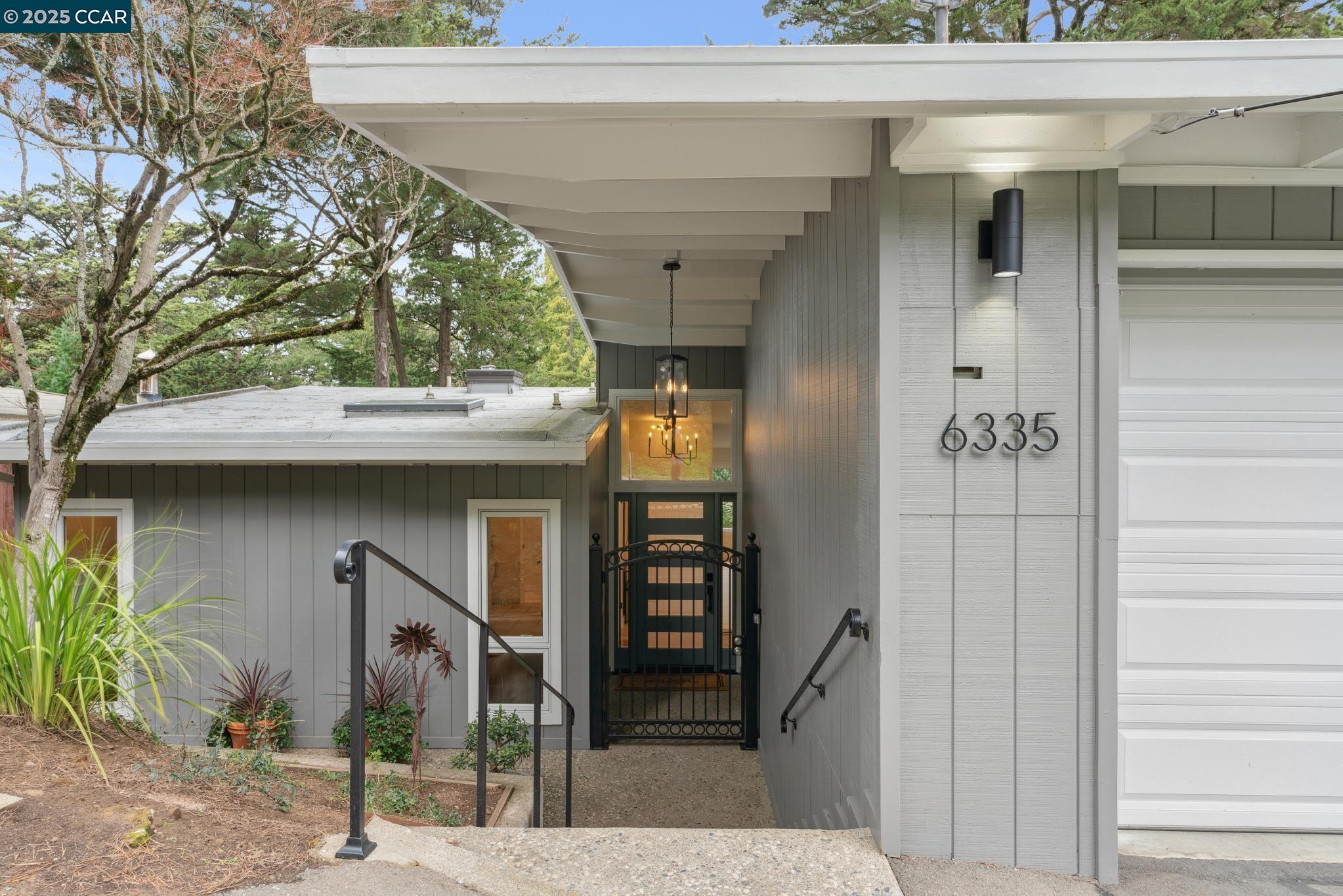6335 Melville Dr