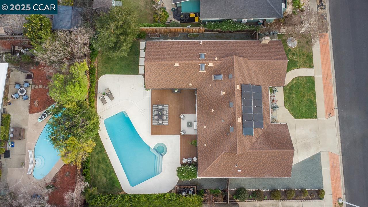 3737 Gainsborough Dr