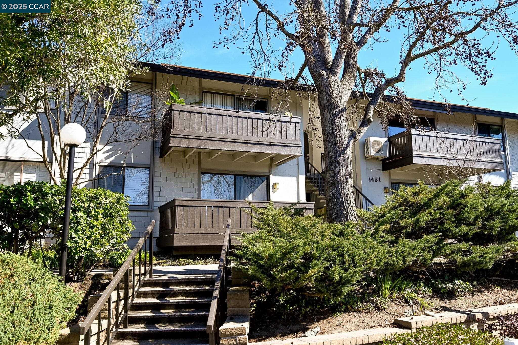 1451 Marchbanks Drive # 4