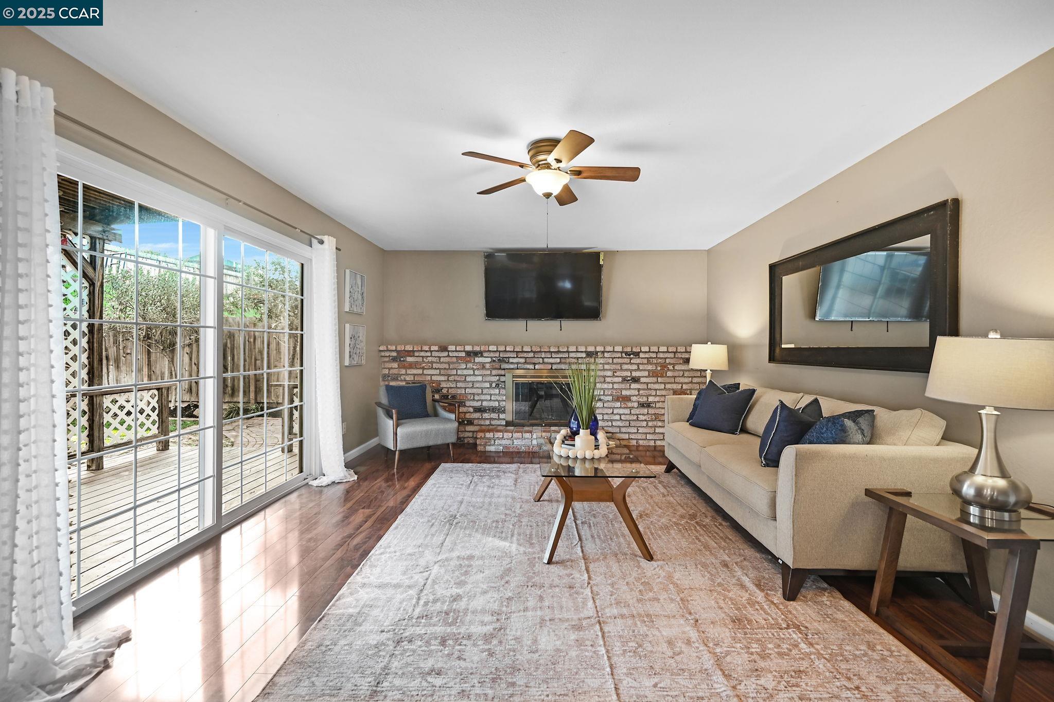 3421 Serpentine Dr