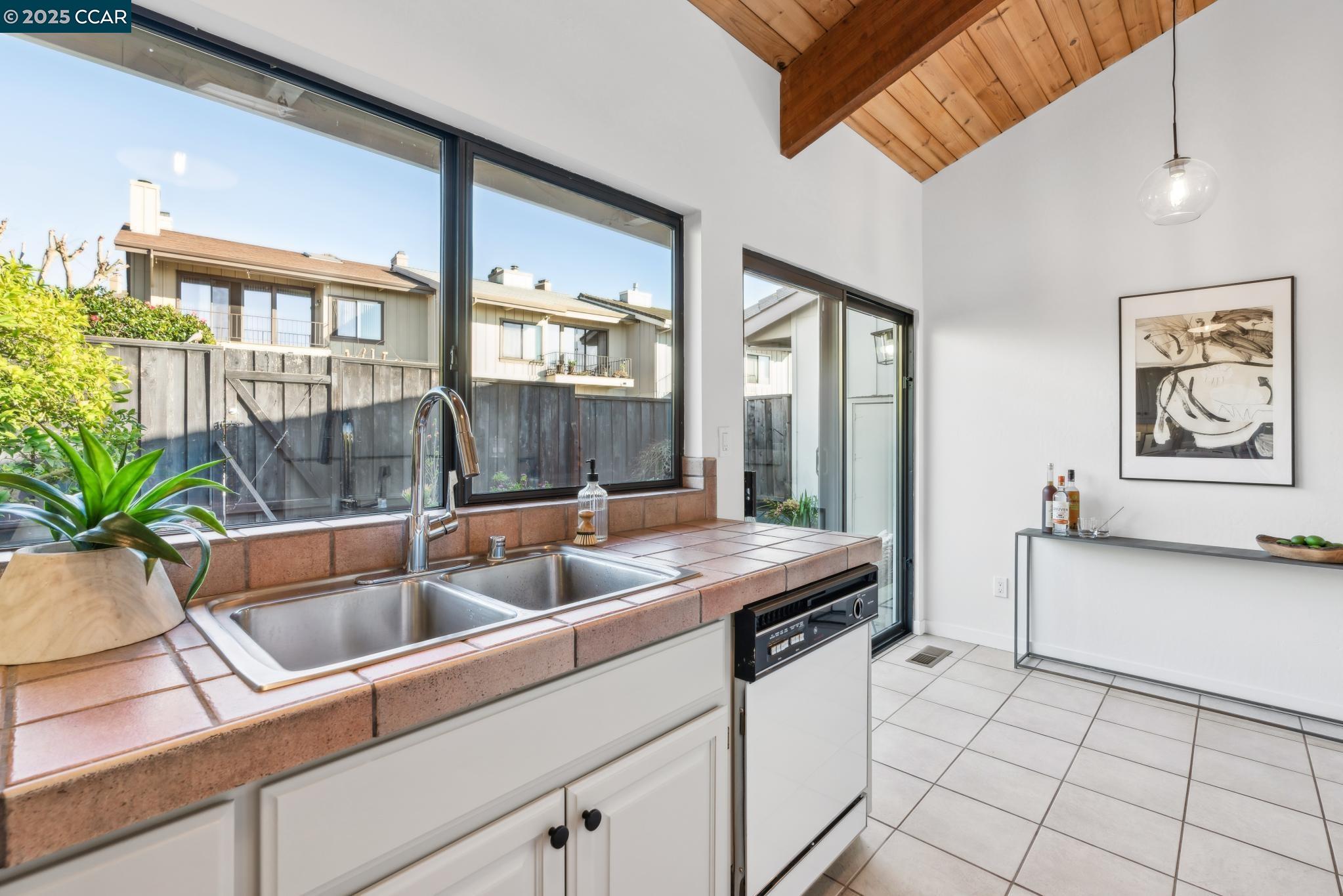 11 Marlin Cove