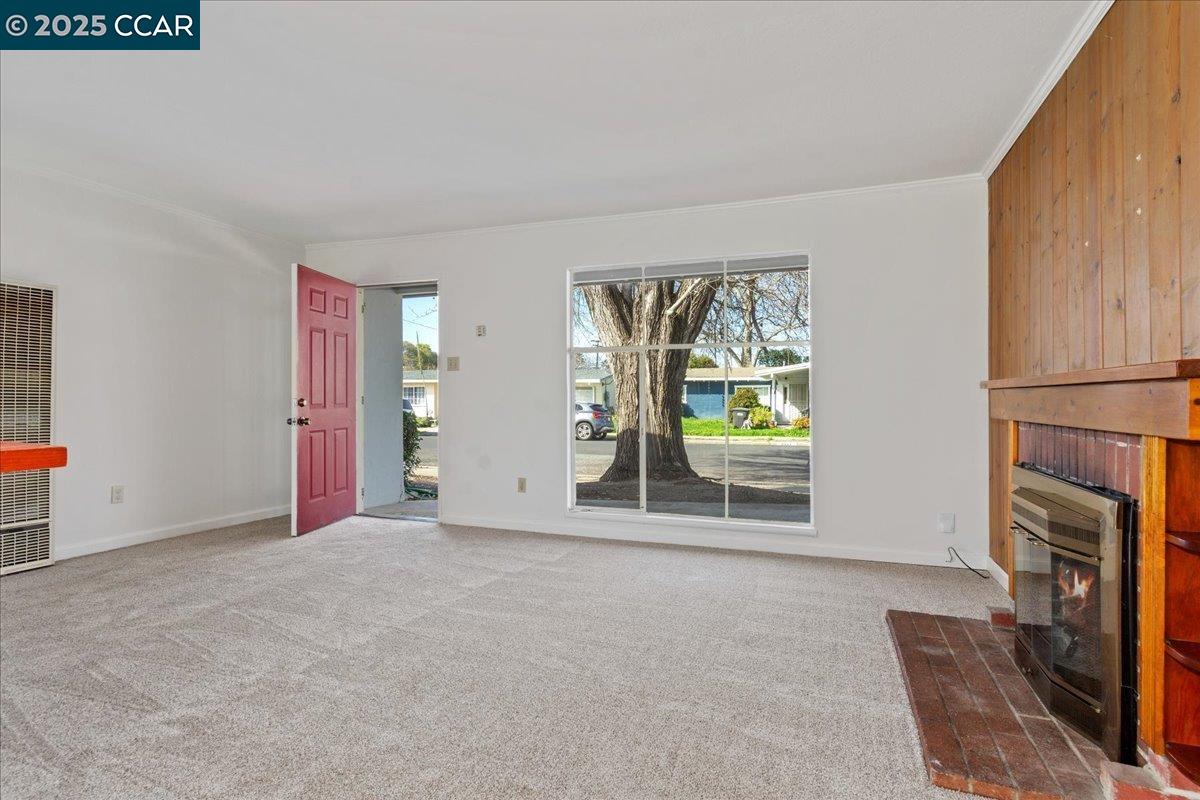 2706 Mayfair