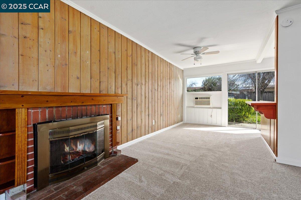 2706 Mayfair