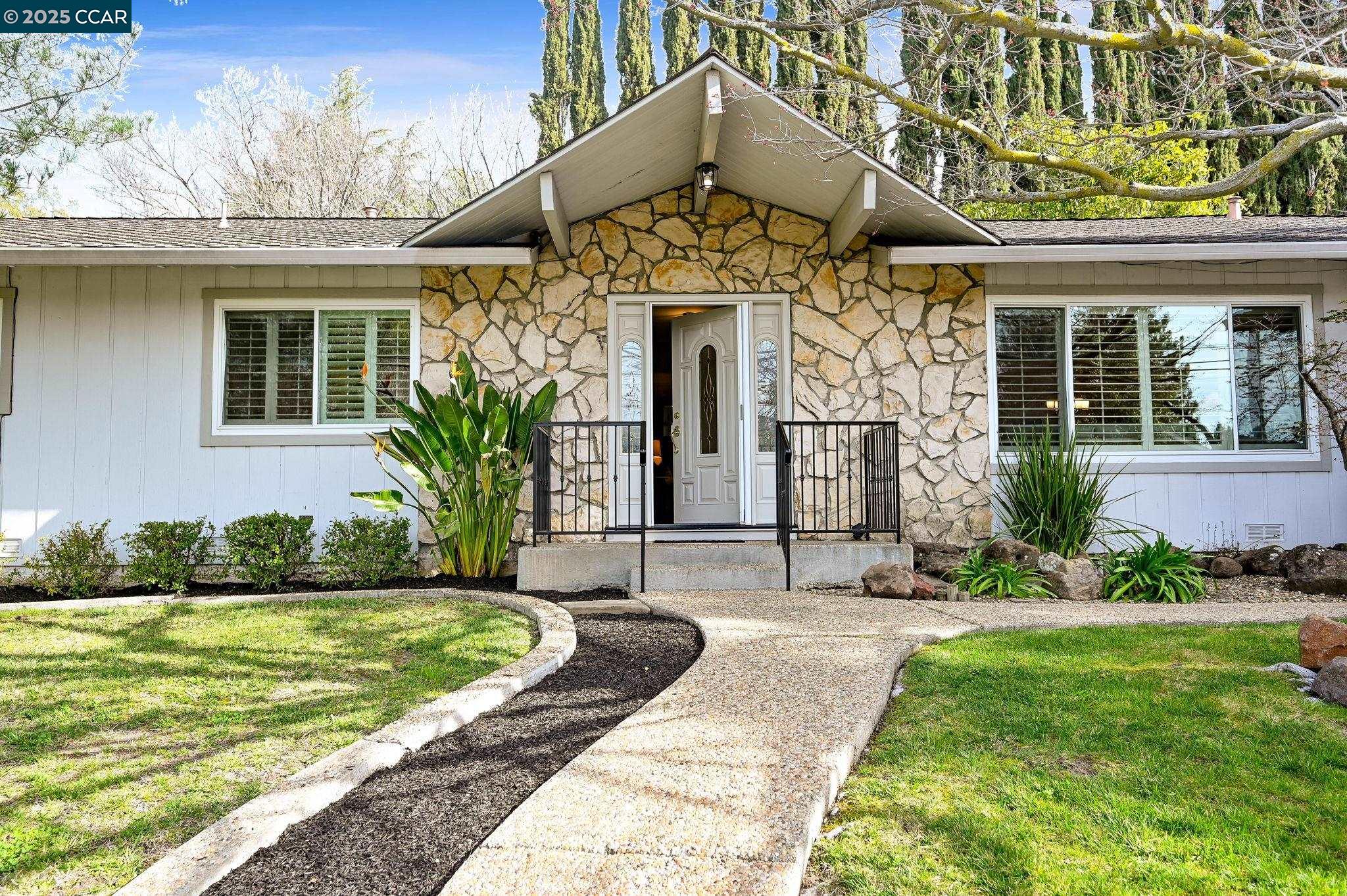 4025 Hitchcock Rd