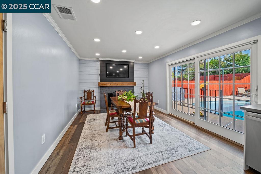 1222 Paradise Dr