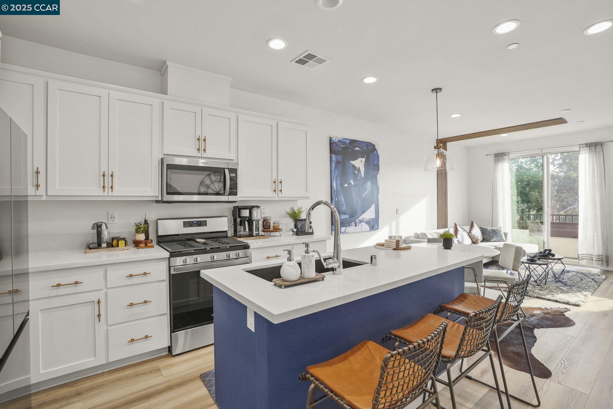 334 Laurel Knoll Dr