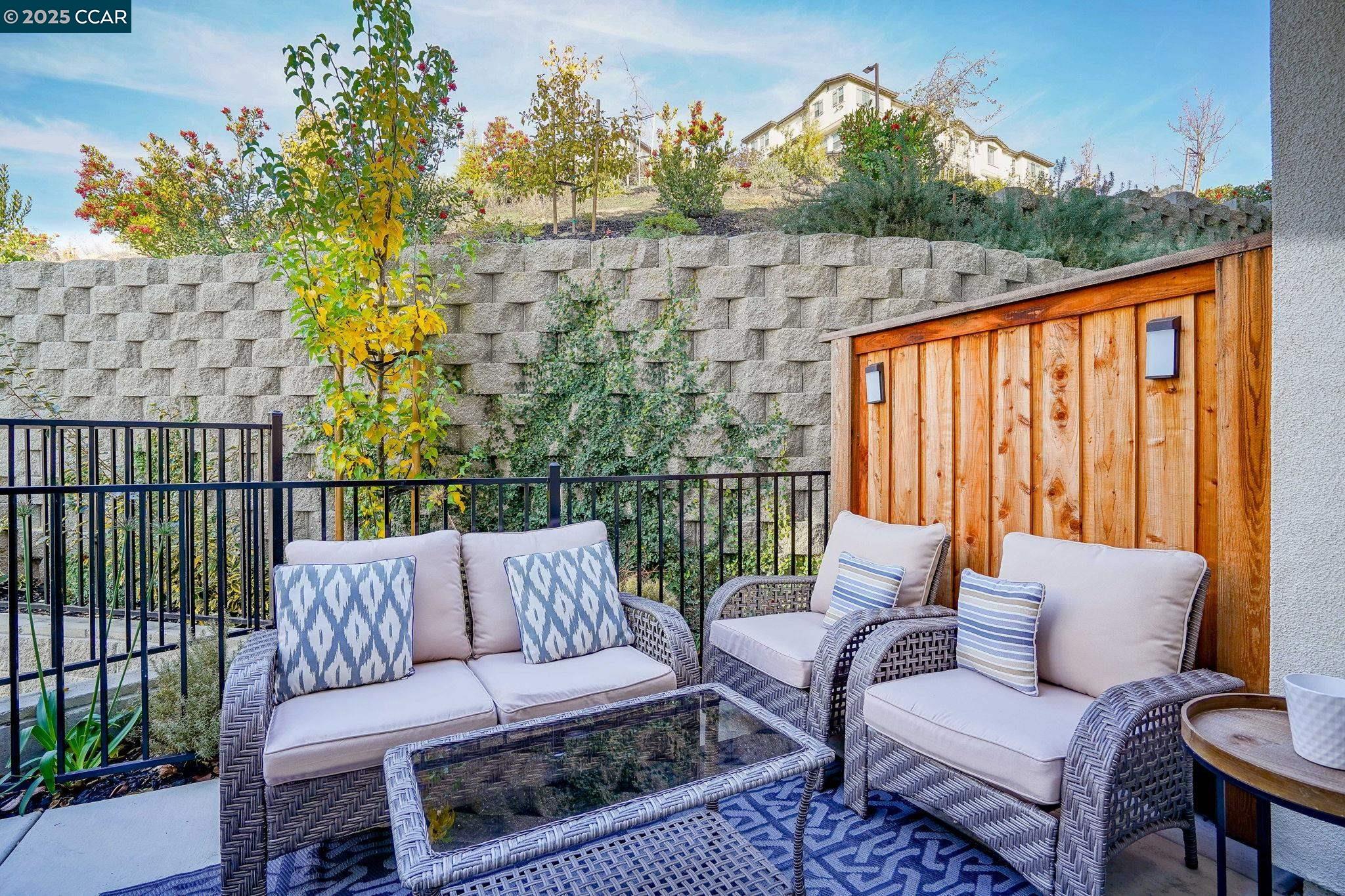 334 Laurel Knoll Dr