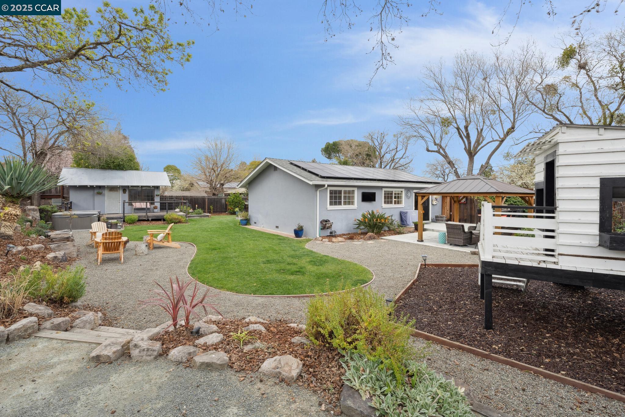 249 Greenwich Dr